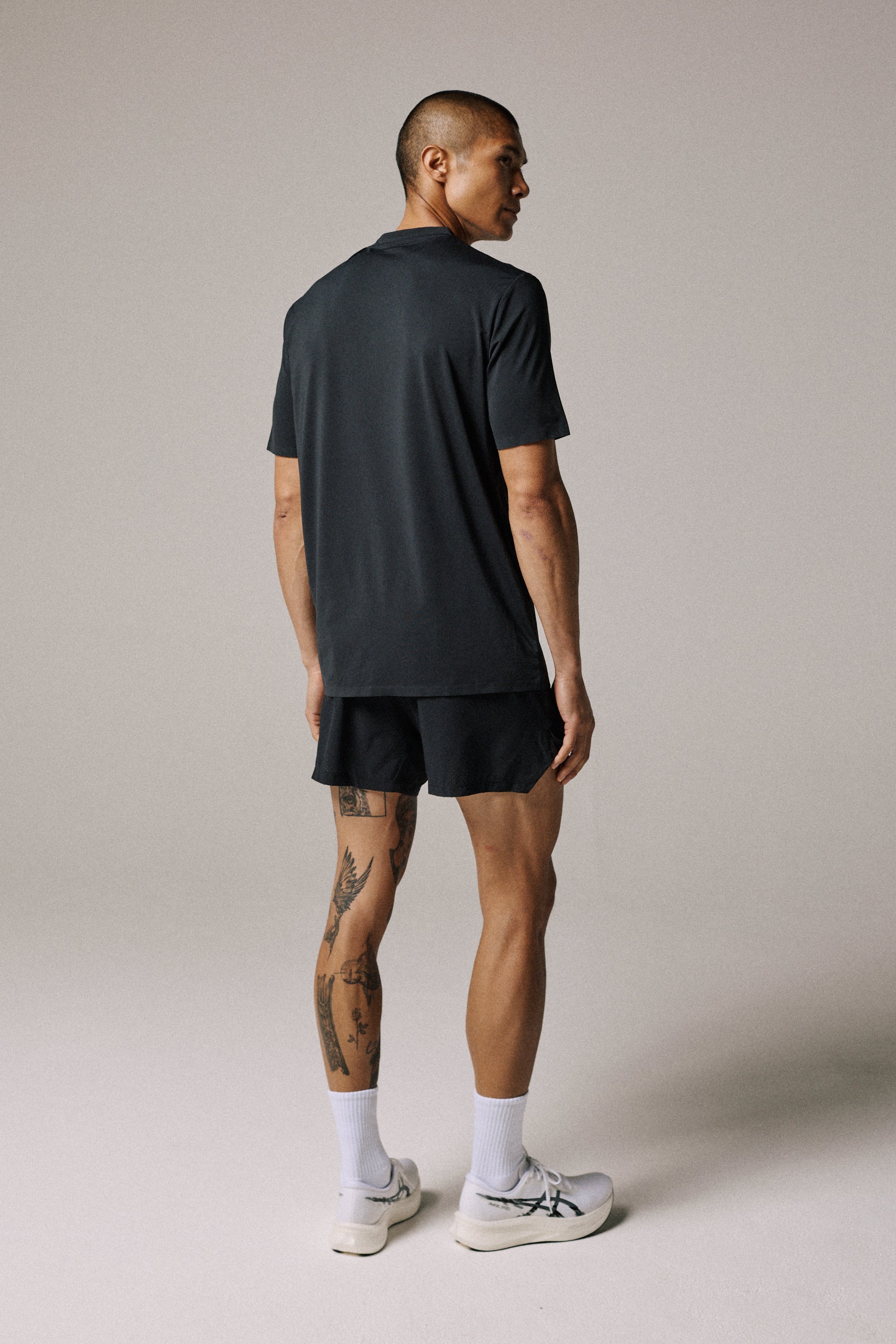 AERO SHORT + T-SHIRT