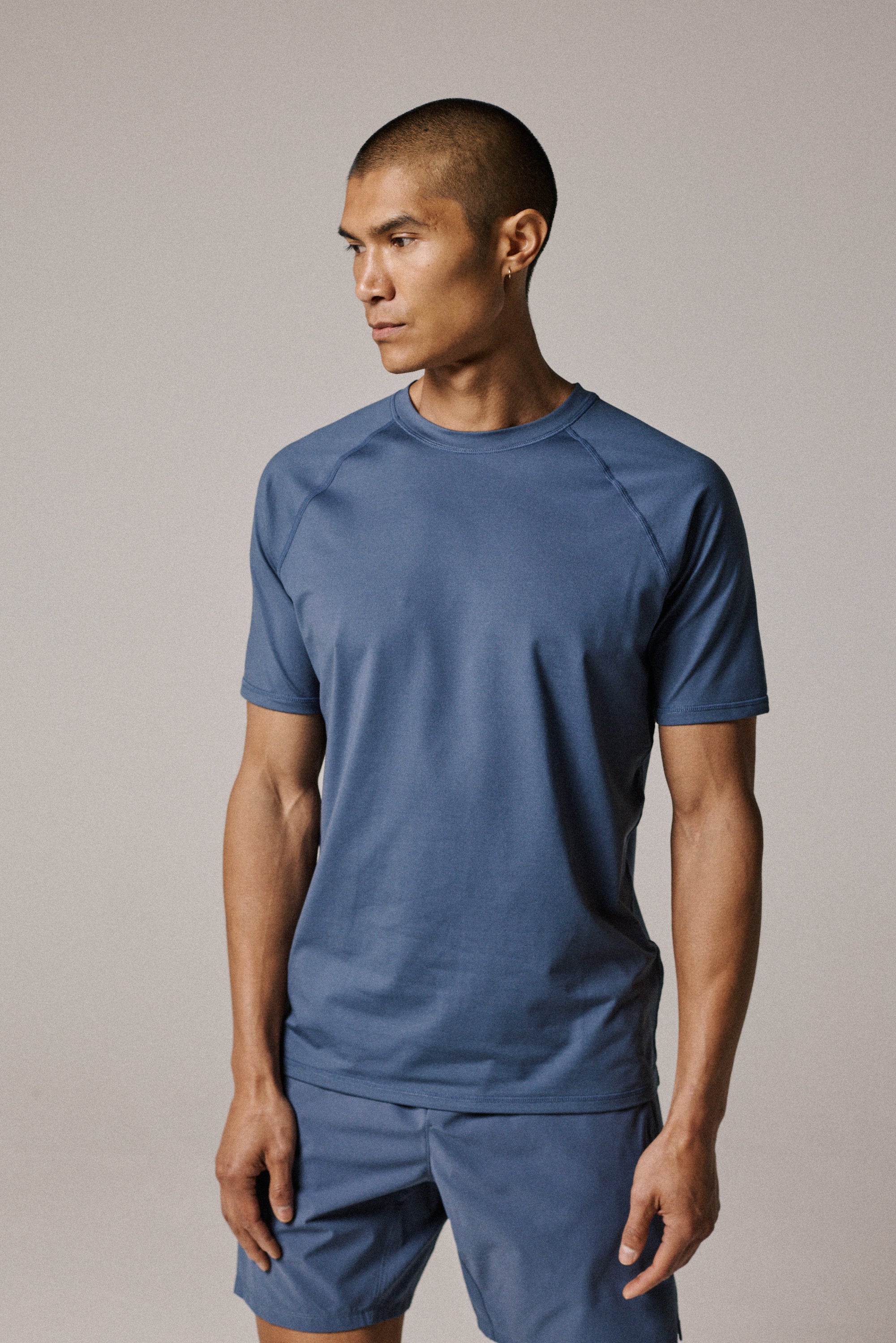 CORE T-SHIRT