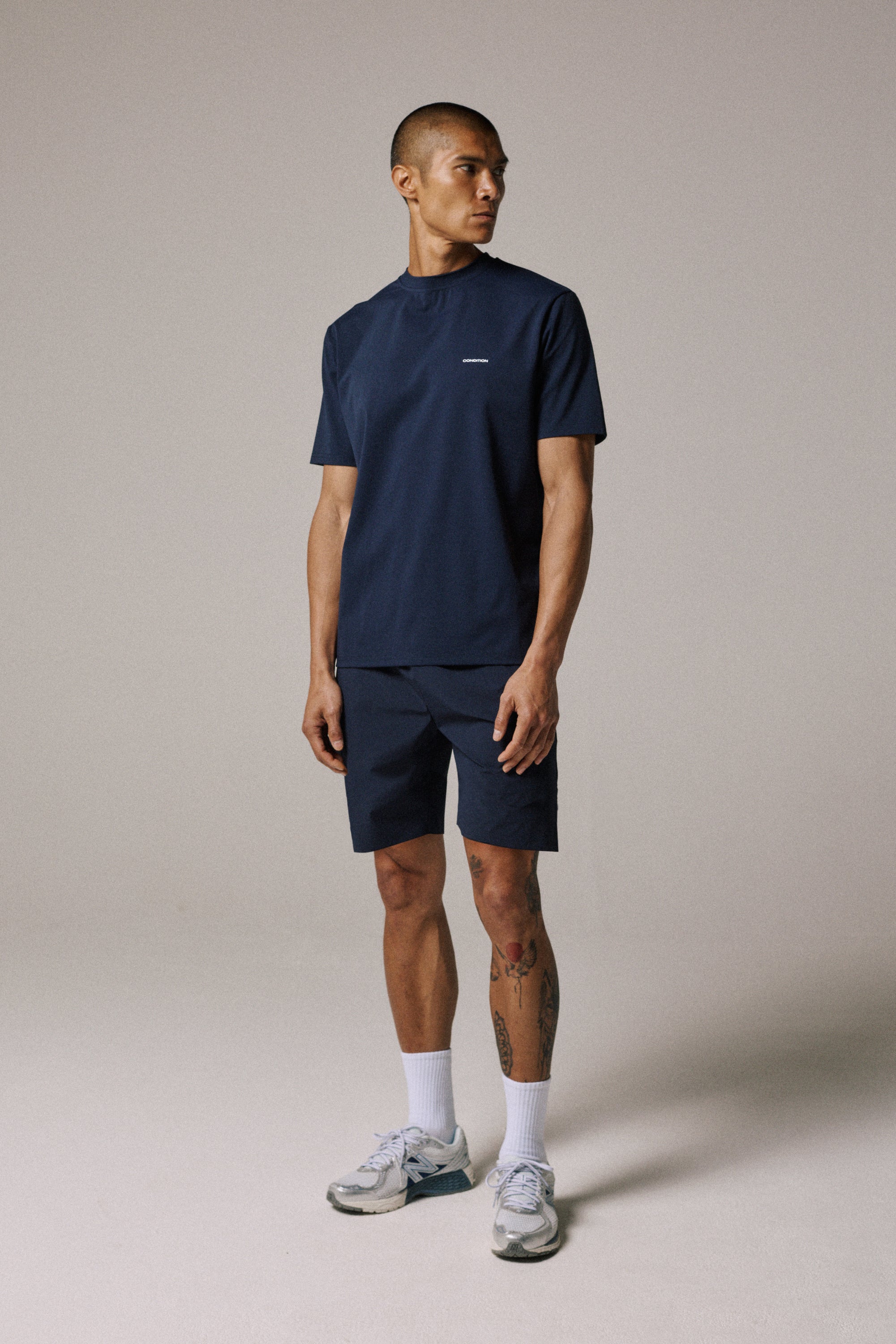 EVERYDAY SHORT + T-SHIRT
