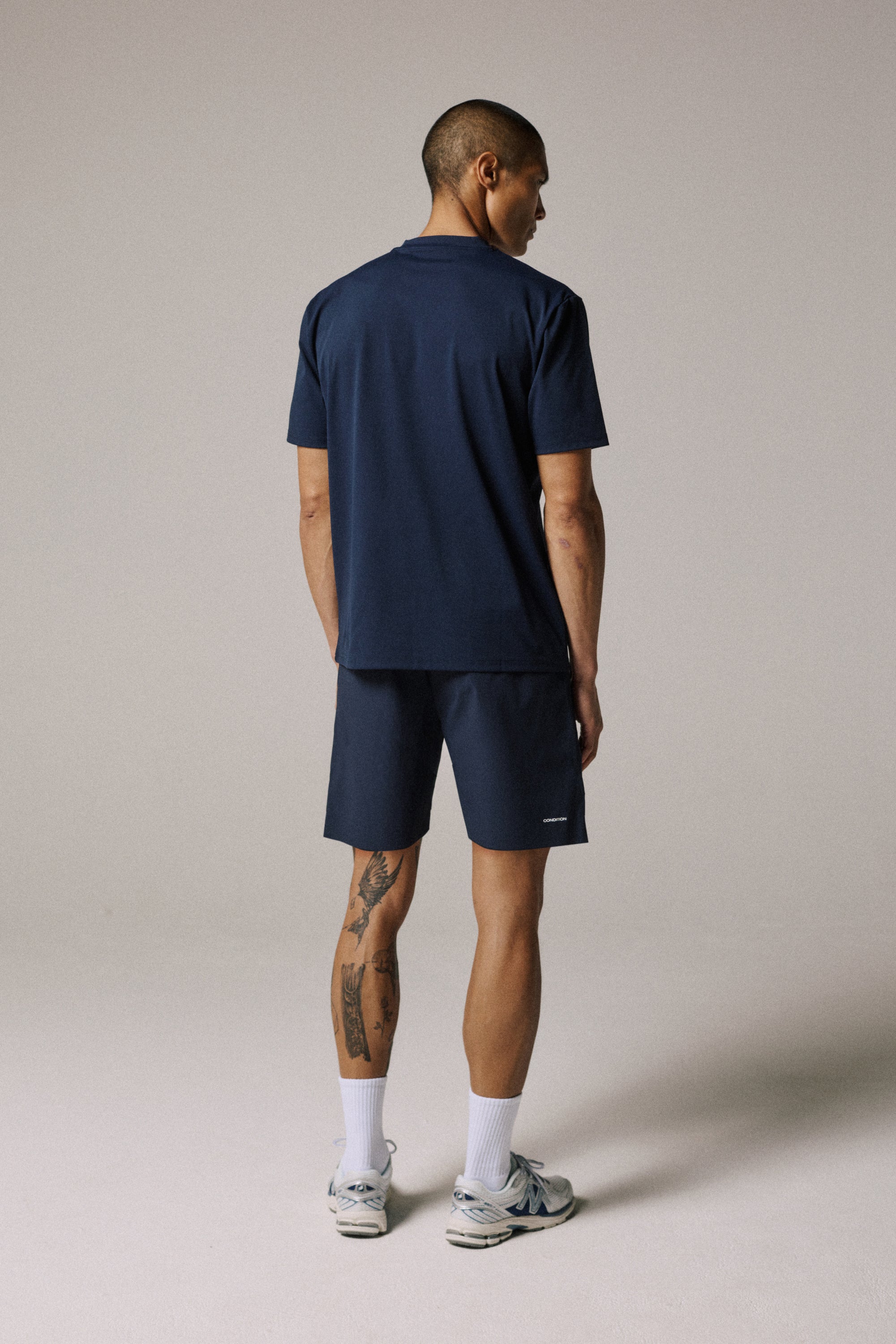 EVERYDAY SHORT + T-SHIRT