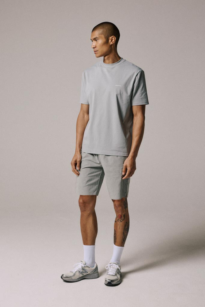 EVERYDAY SHORT + T-SHIRT