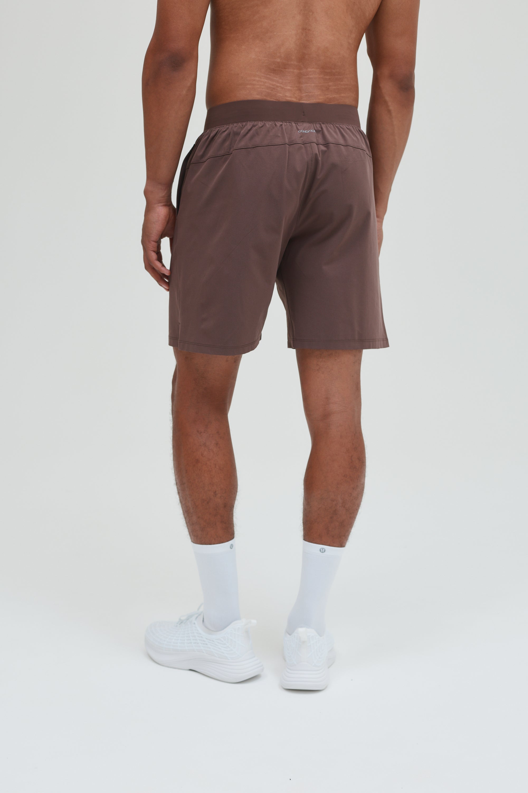 CORE SHORT 7"