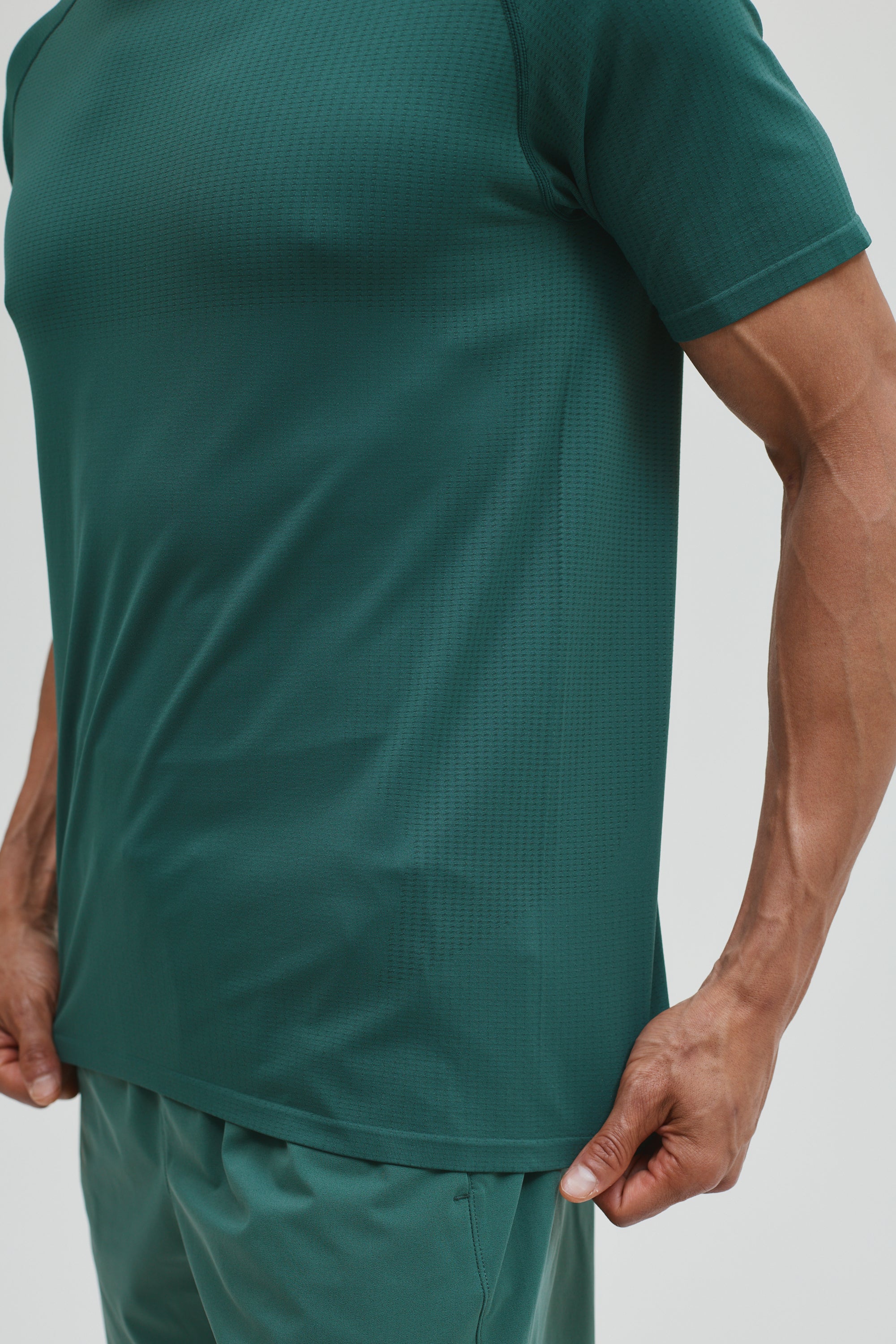 CORE SEAMLESS T-SHIRT