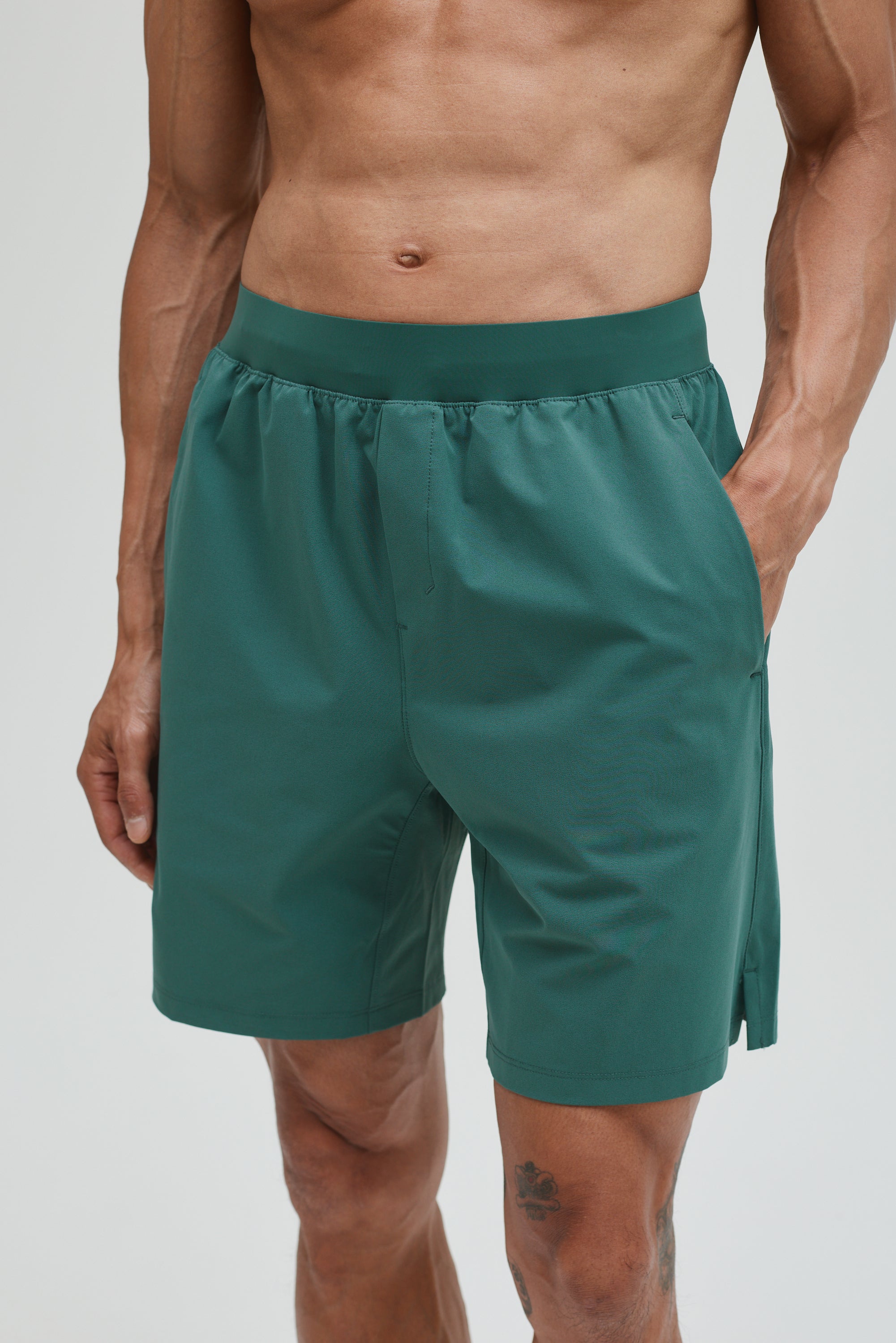 CORE SHORT 7"