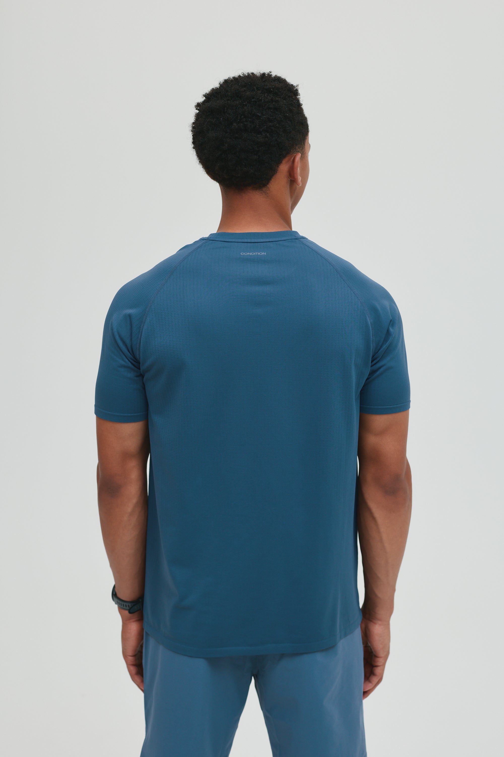 CORE SEAMLESS T-SHIRT