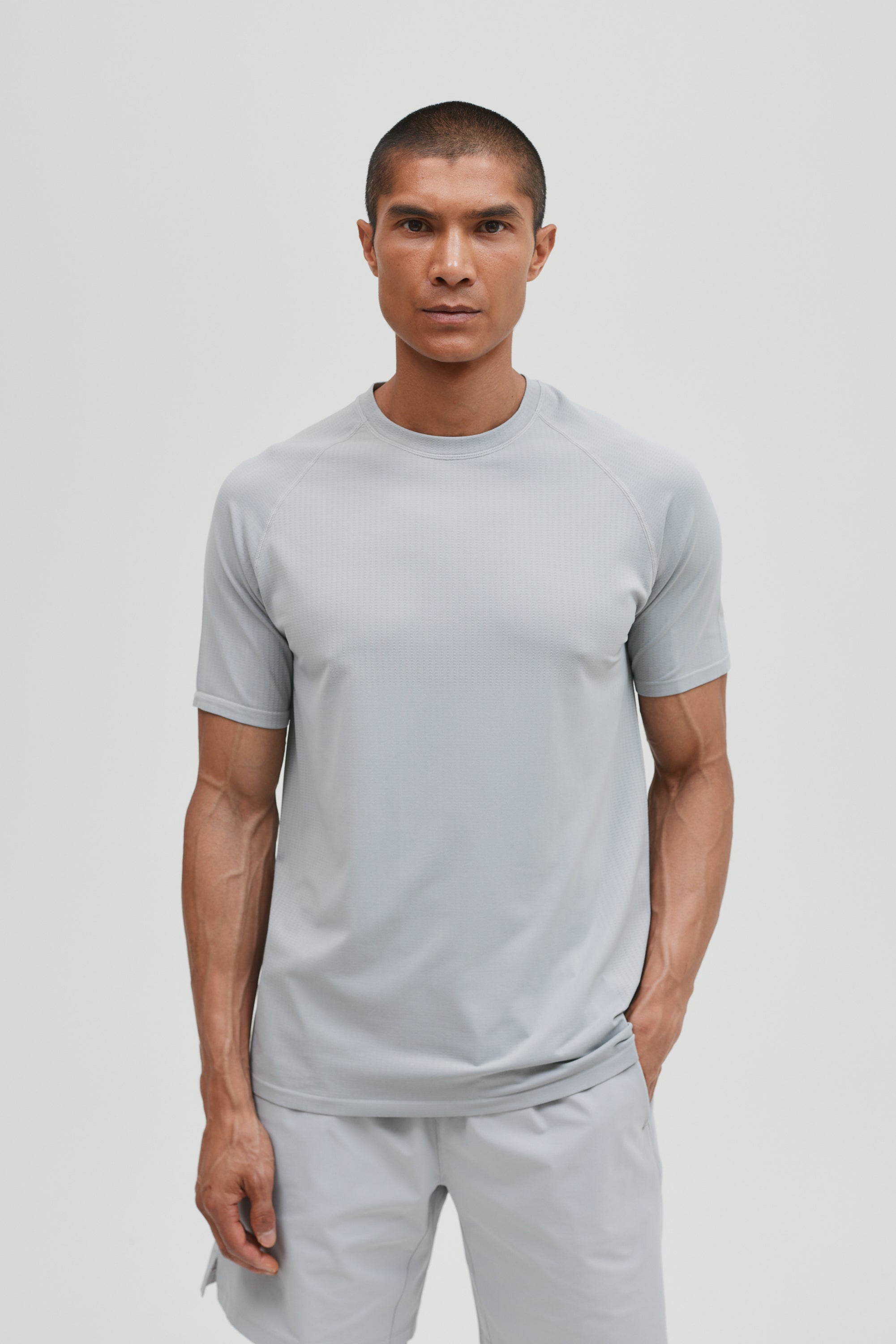 CORE SEAMLESS T-SHIRT