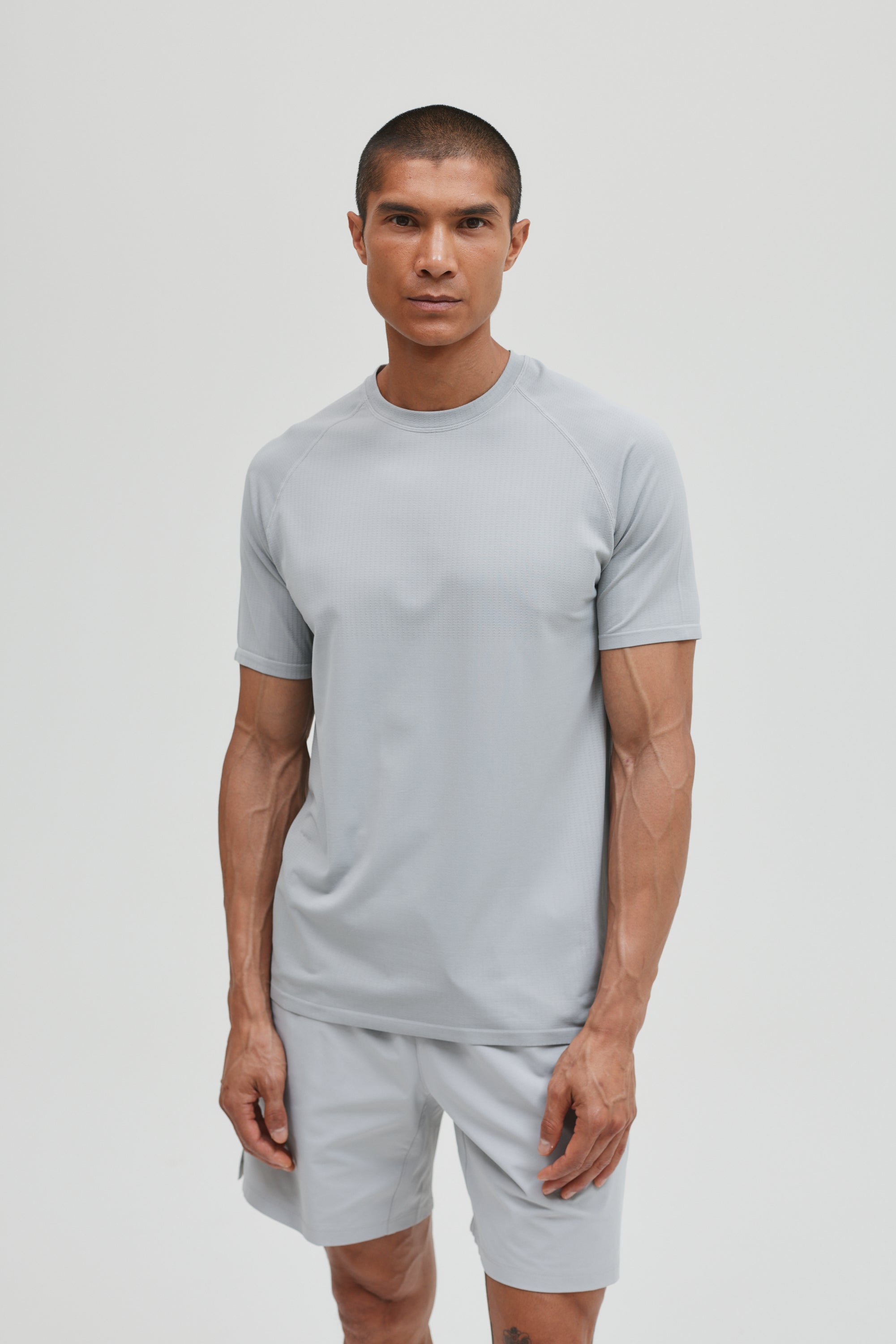 CORE SEAMLESS T-SHIRT
