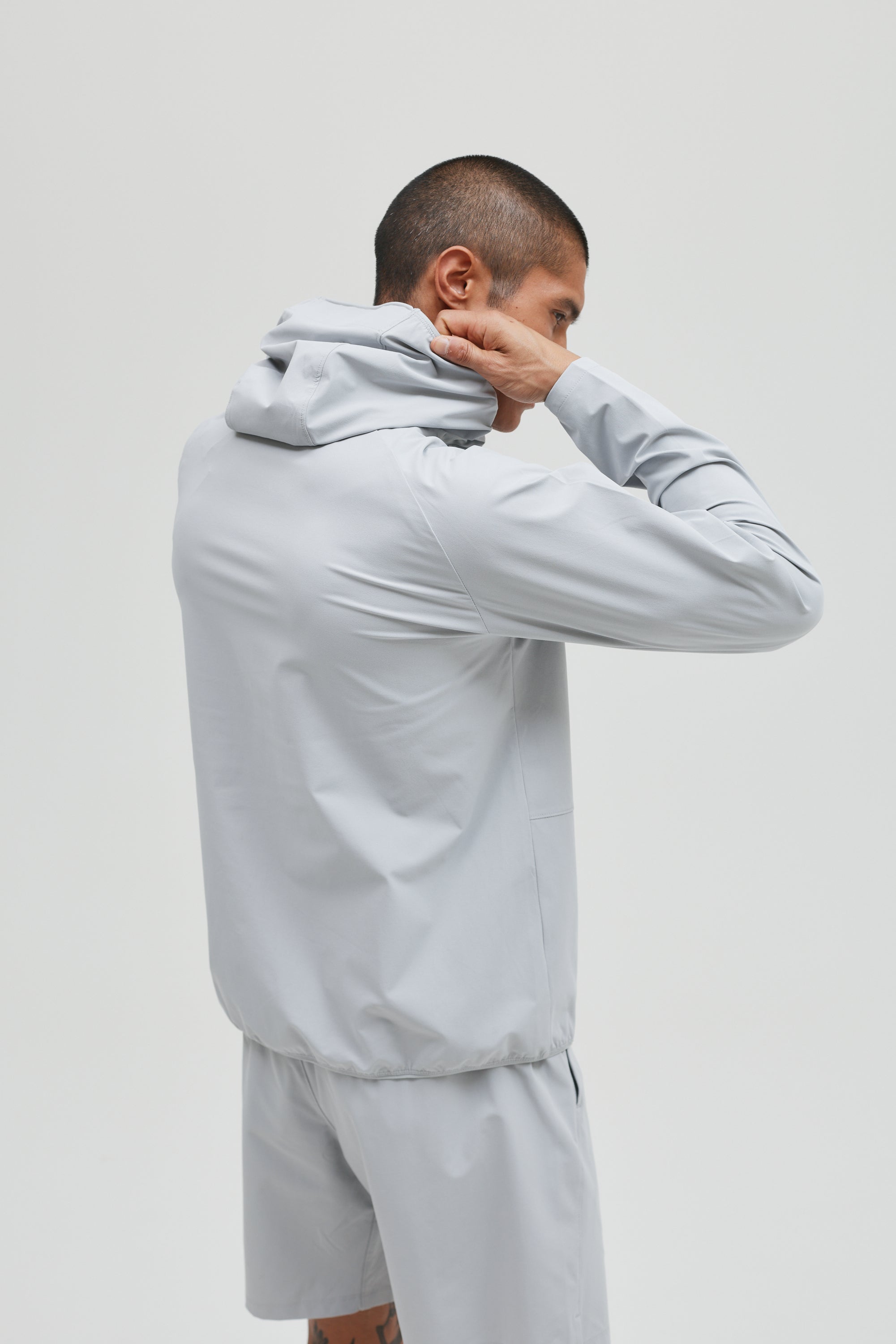 CORE WINDBREAKER