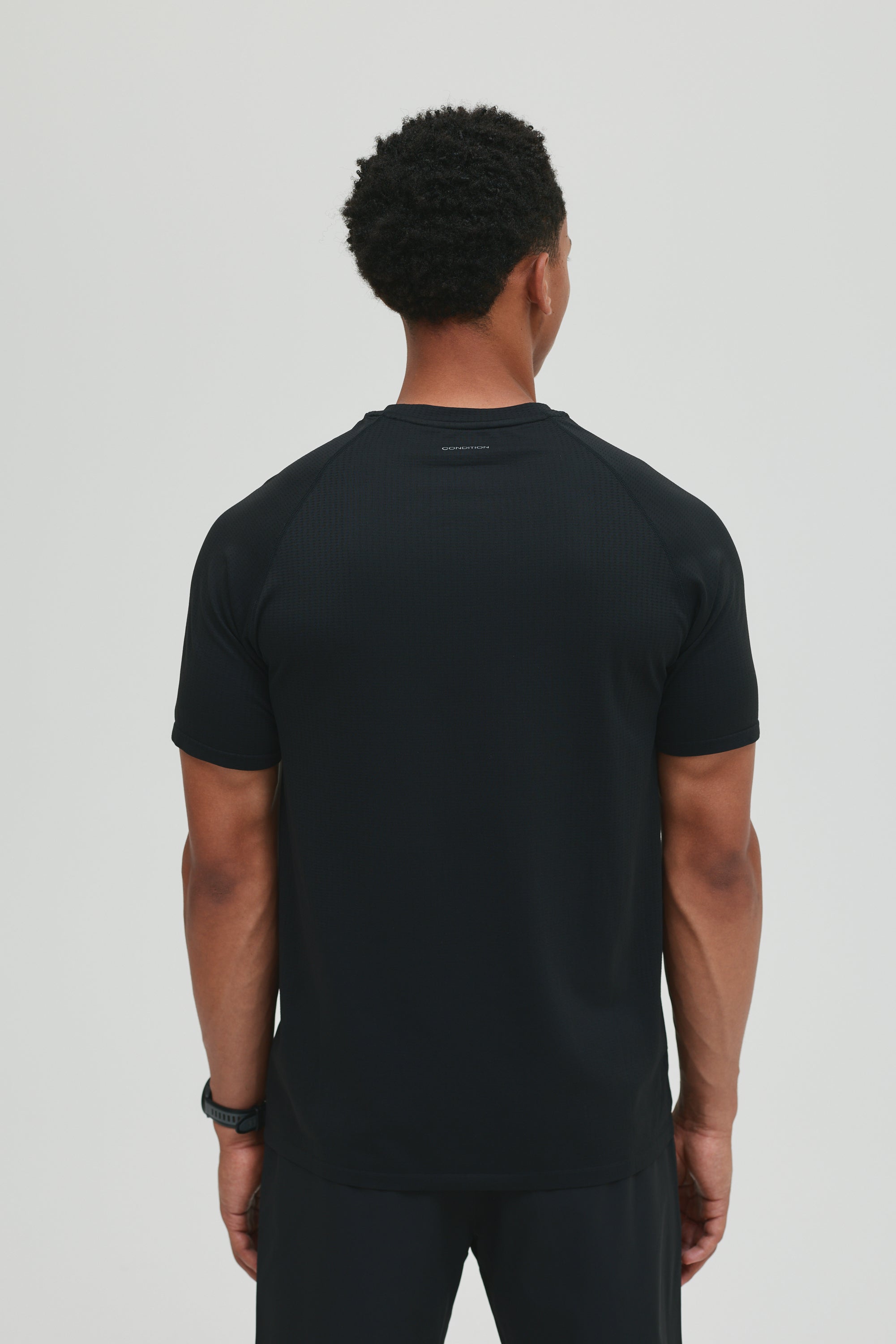 CORE SEAMLESS T-SHIRT