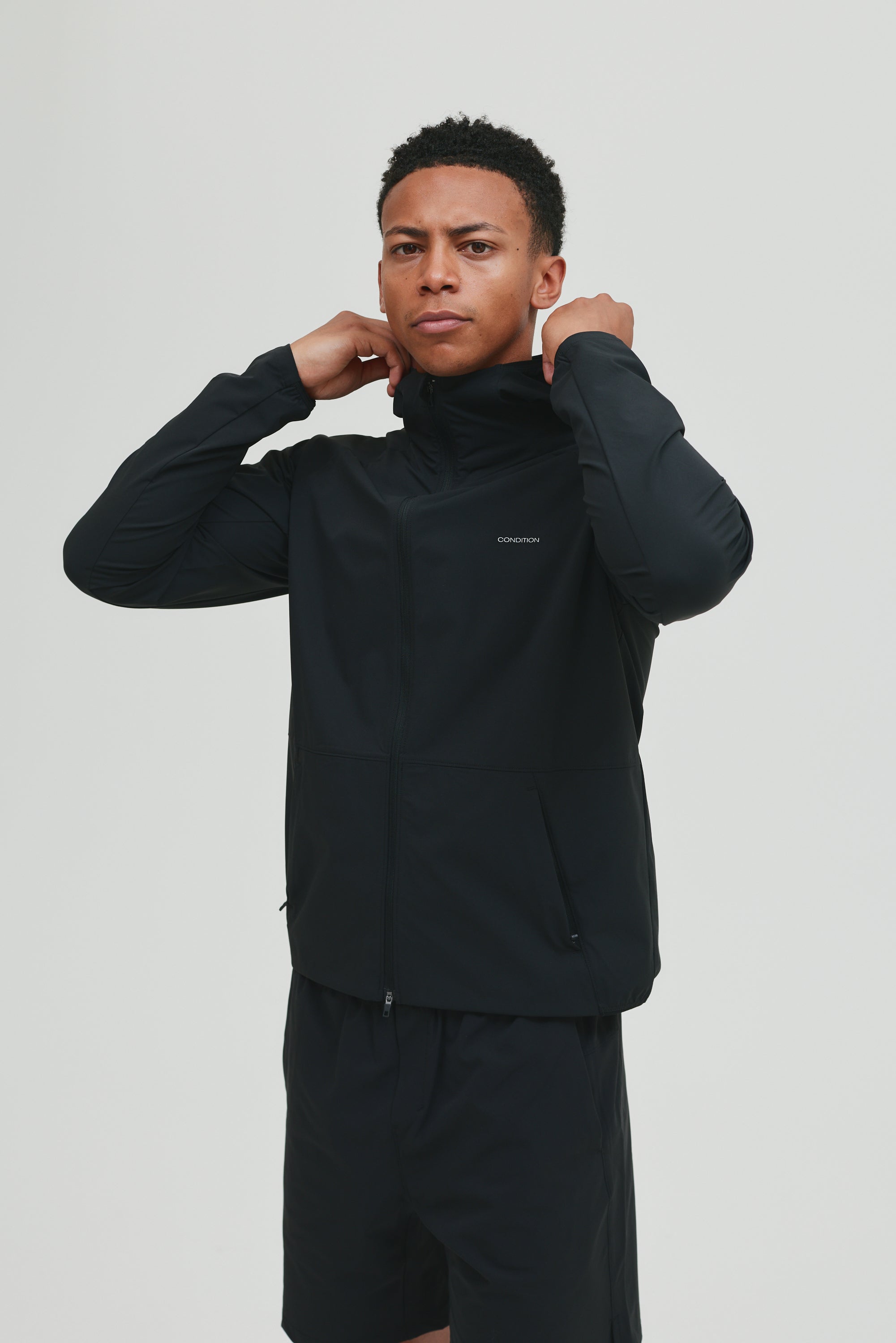 CORE WINDBREAKER