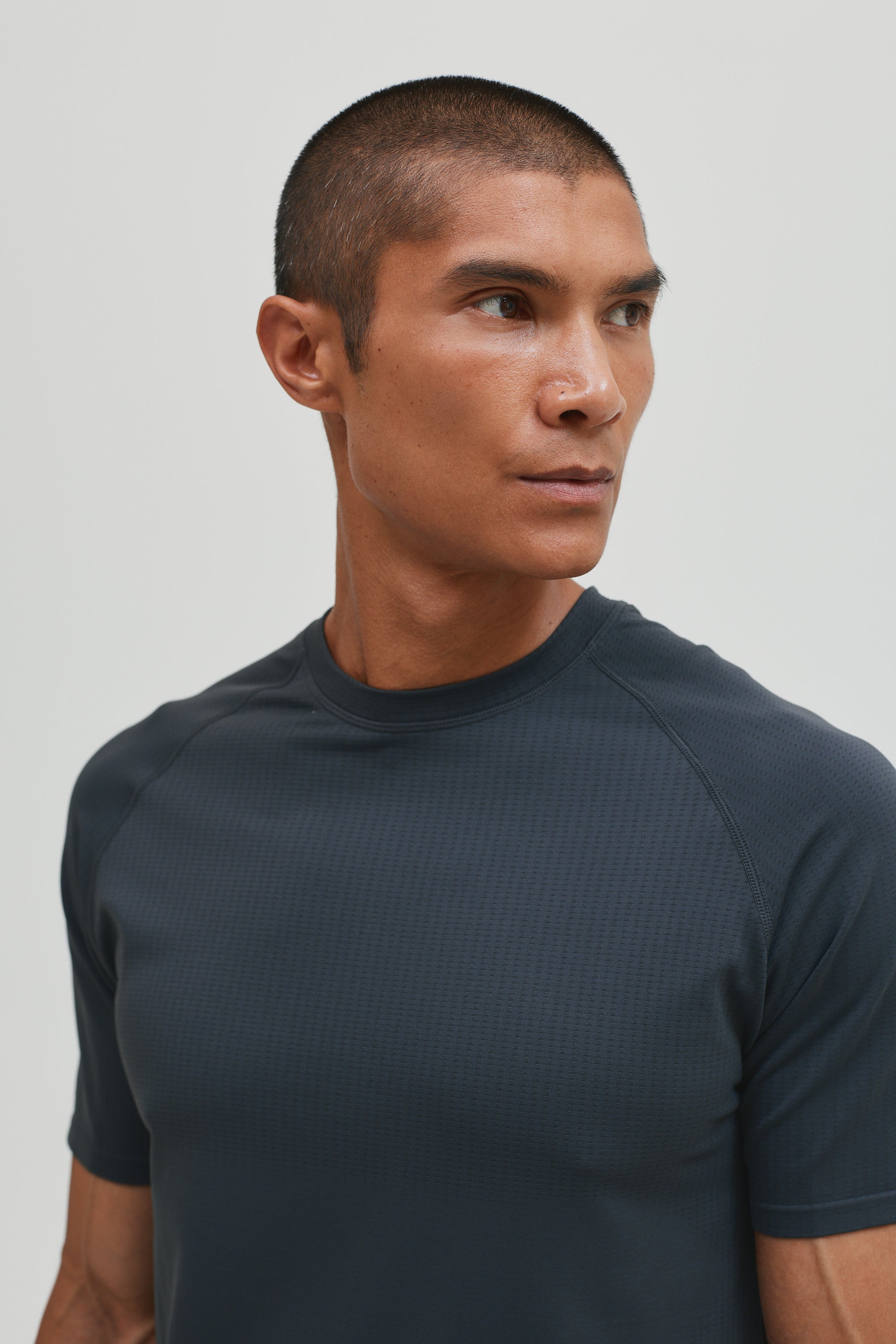 CORE SEAMLESS T-SHIRT