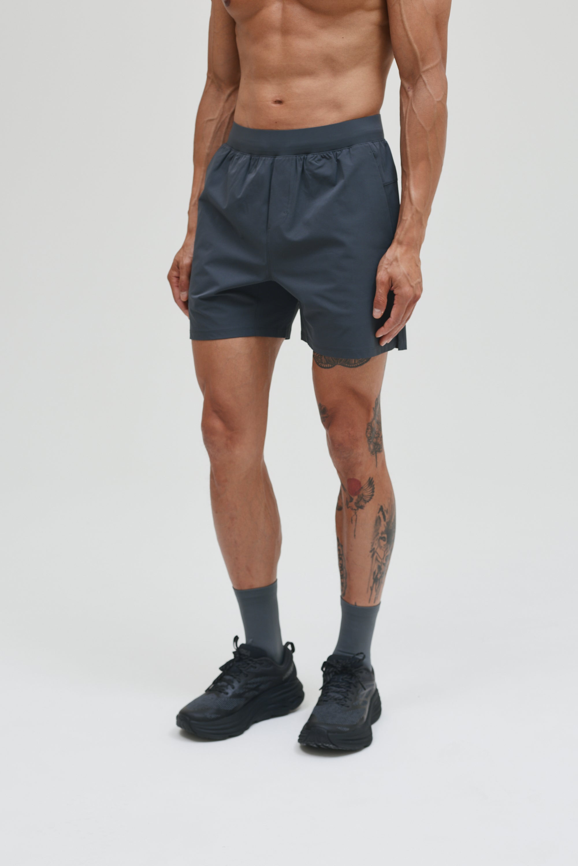 CORE SHORT 5"