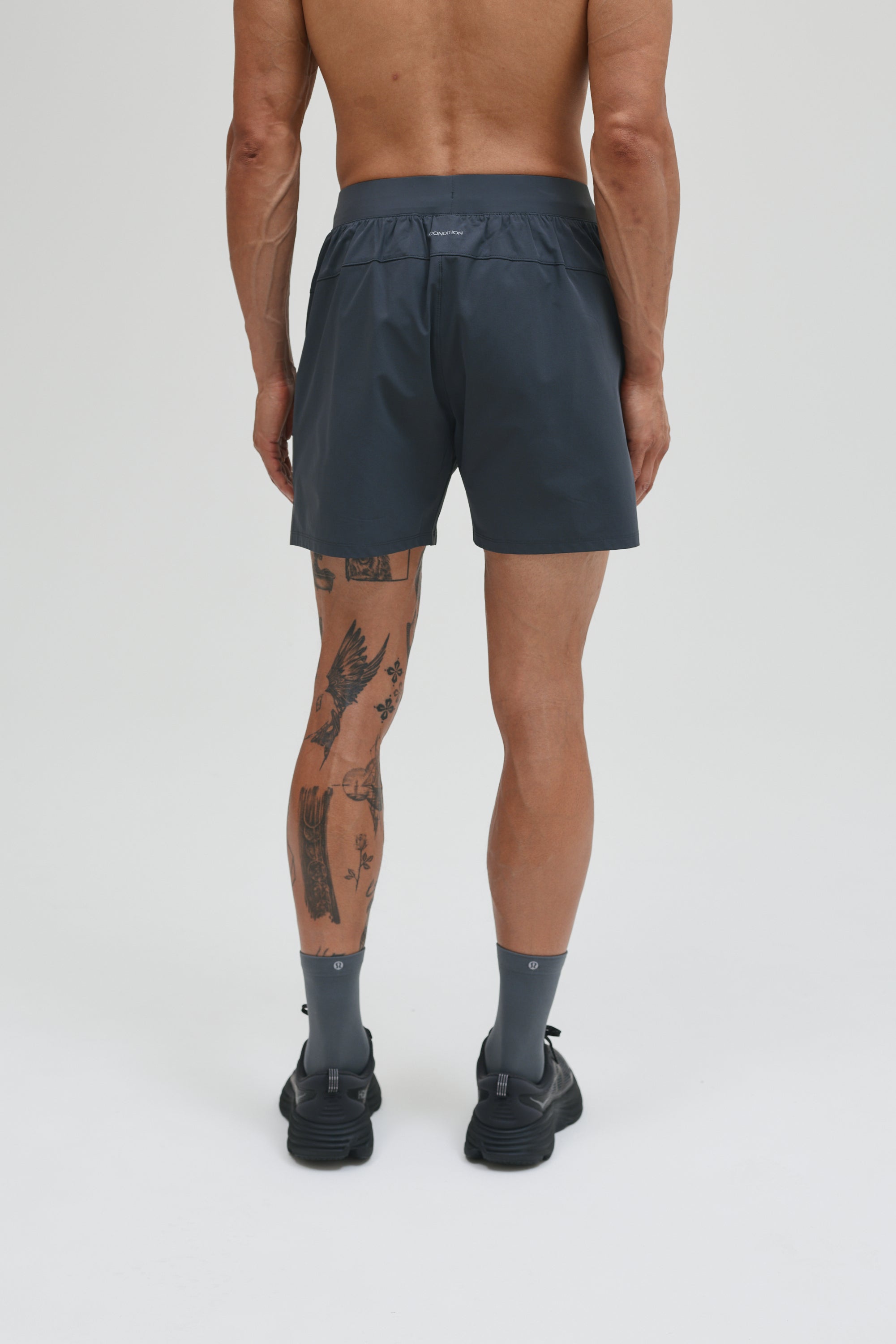 CORE SHORT 5"
