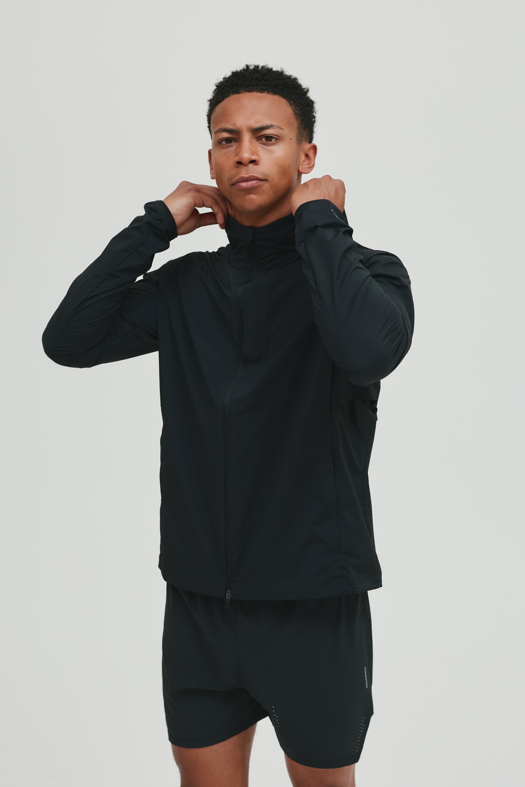 AERO WINDBREAKER