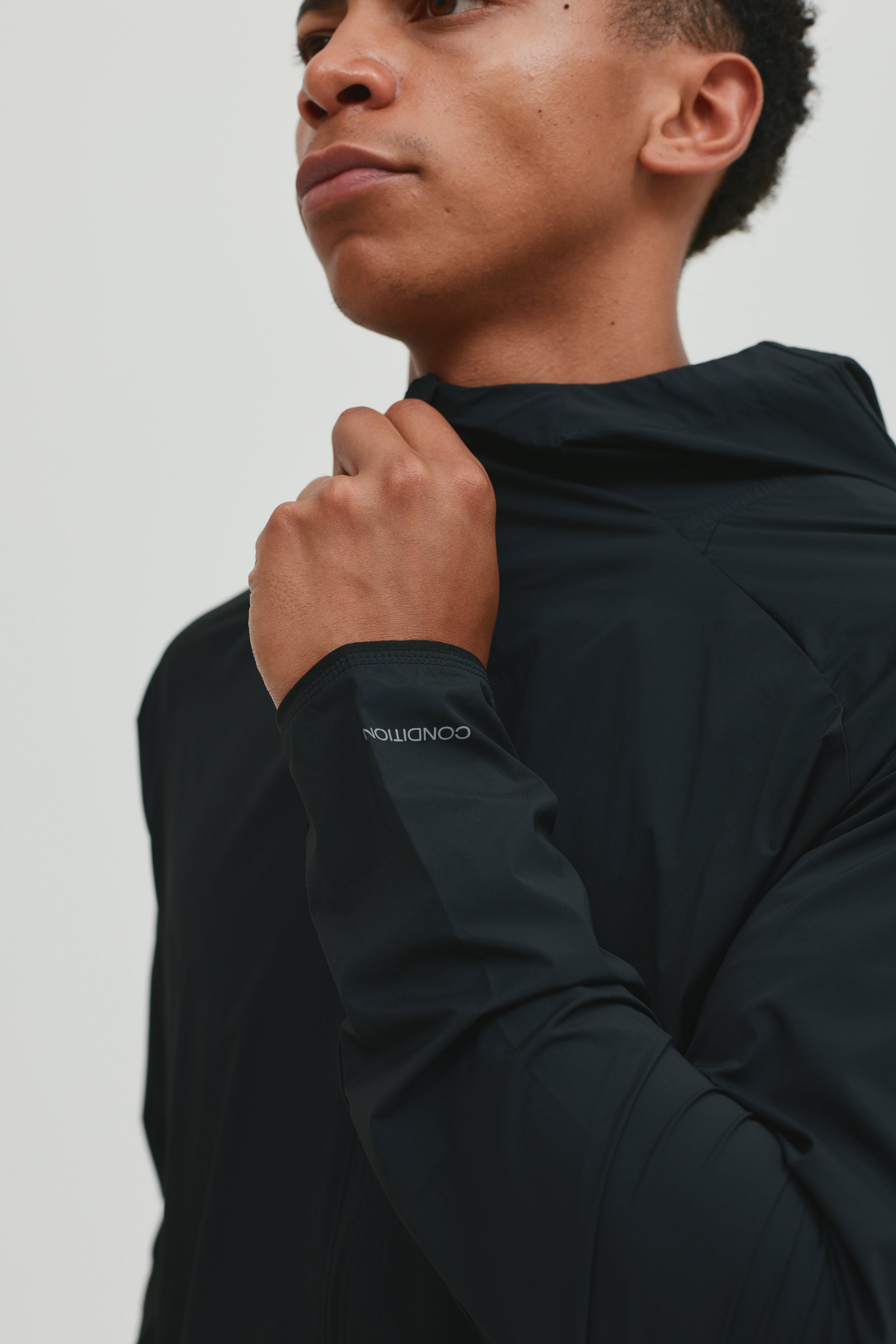 AERO WINDBREAKER