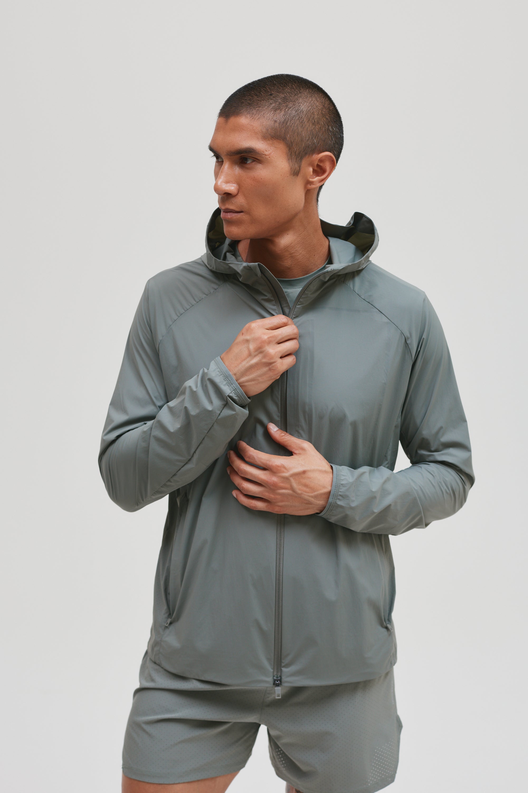 AERO WINDBREAKER