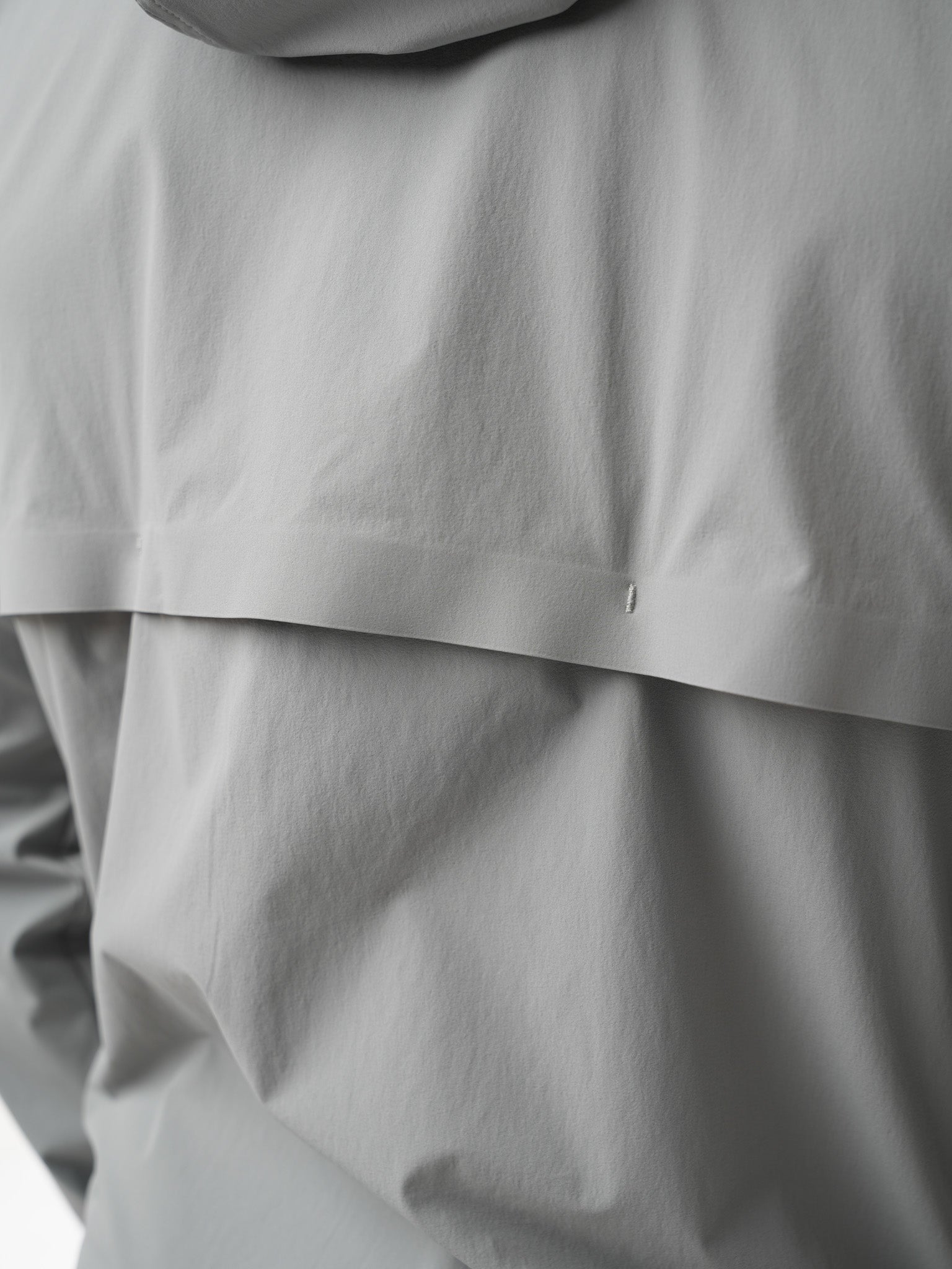 NYLON WINDBREAKER