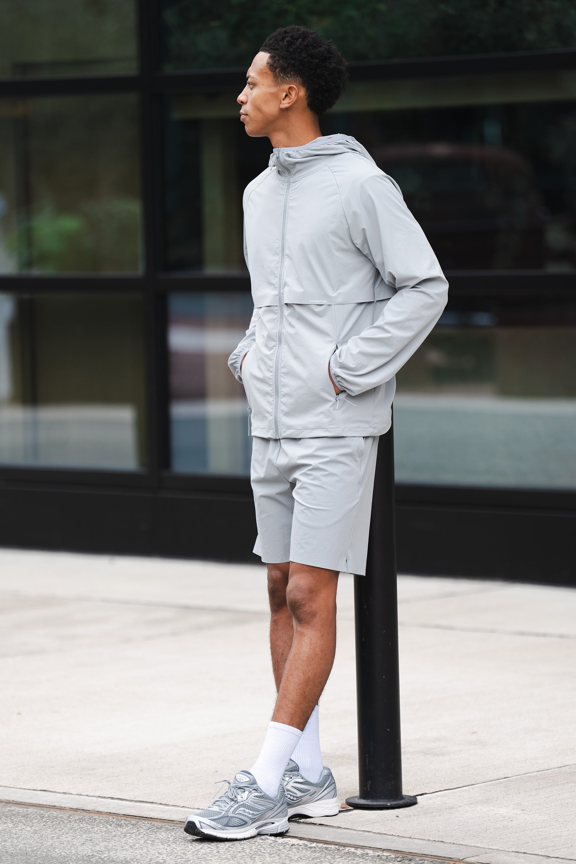 EVERYDAY WINDBREAKER
