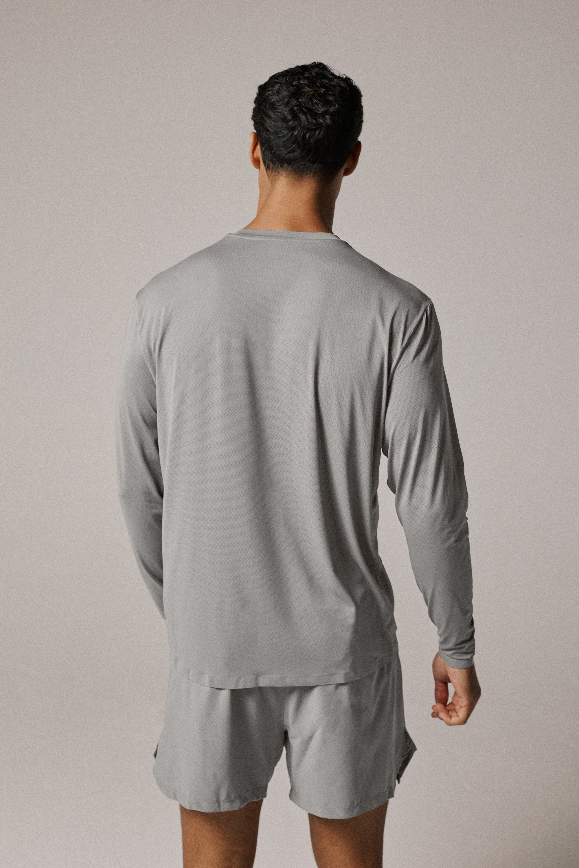 AERO LONG SLEEVE T-SHIRT