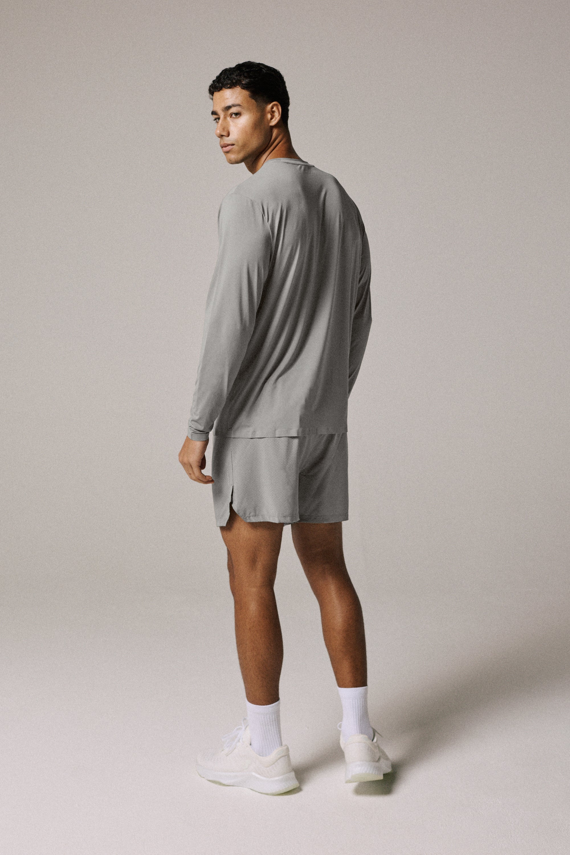AERO LONG SLEEVE T-SHIRT