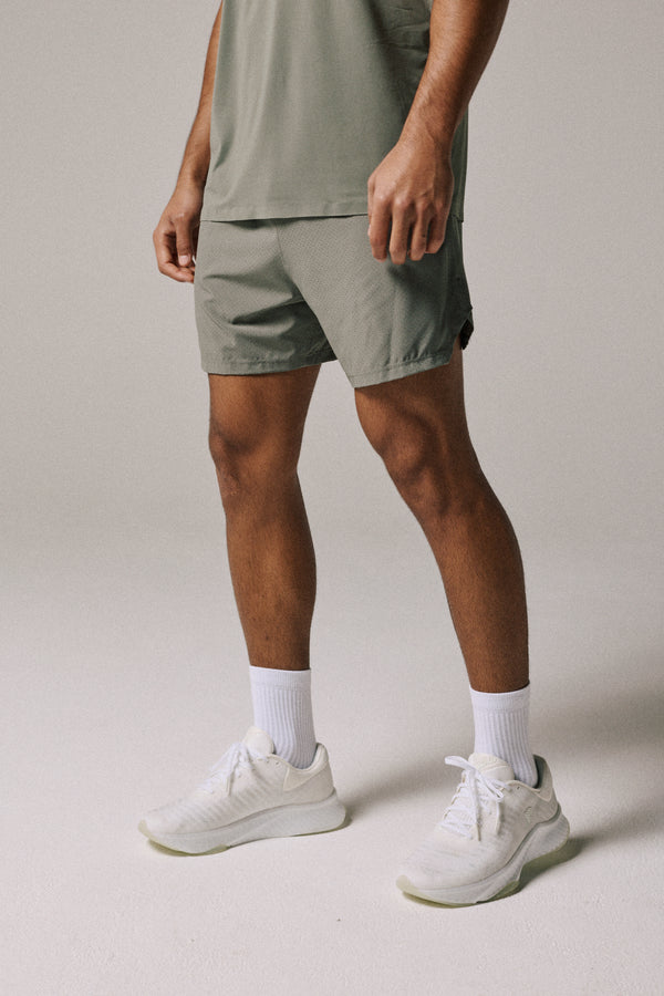 AERO SHORT