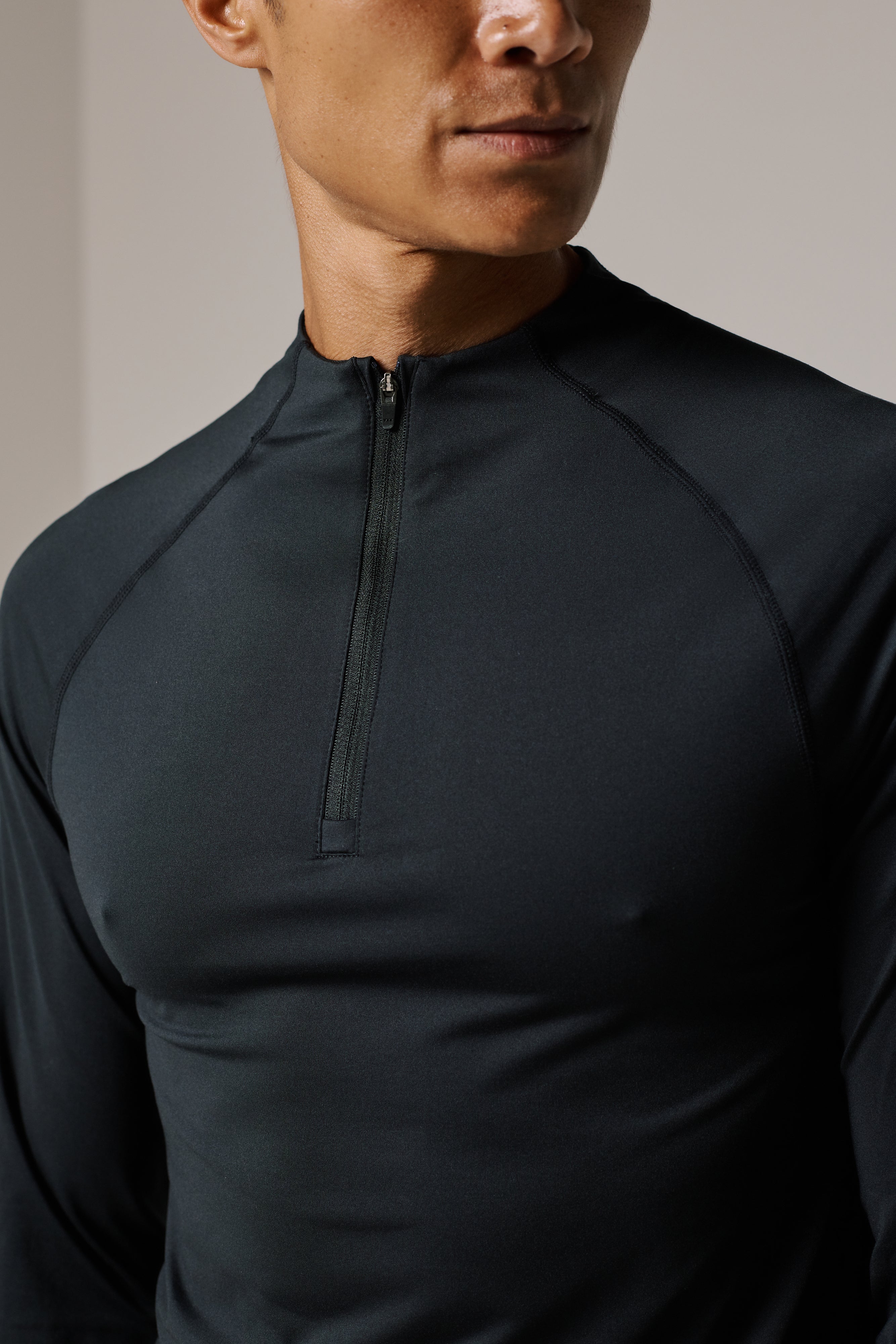 CORE SHORT + QUARTER ZIP