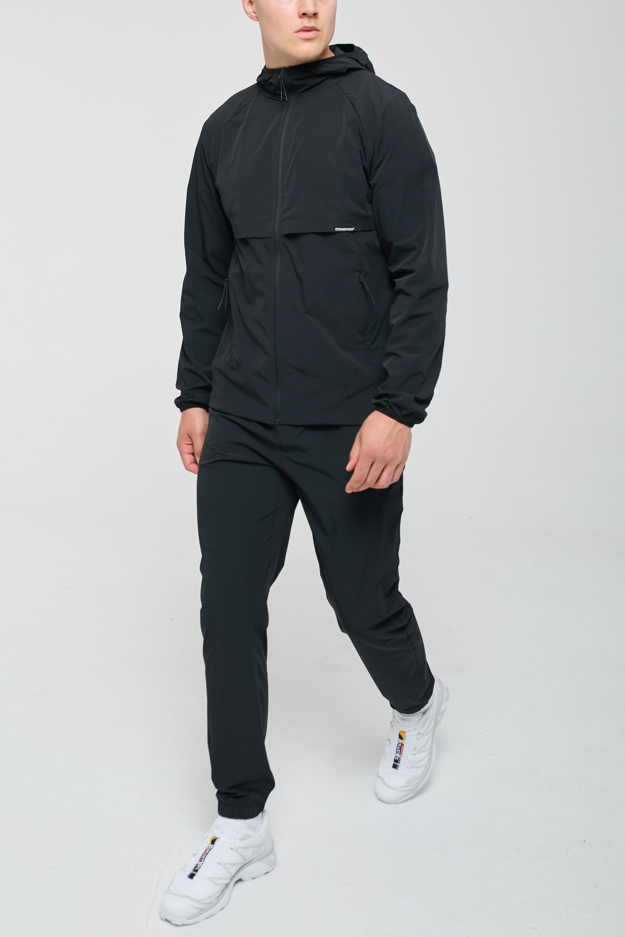 WINDBREAKER - BLACK