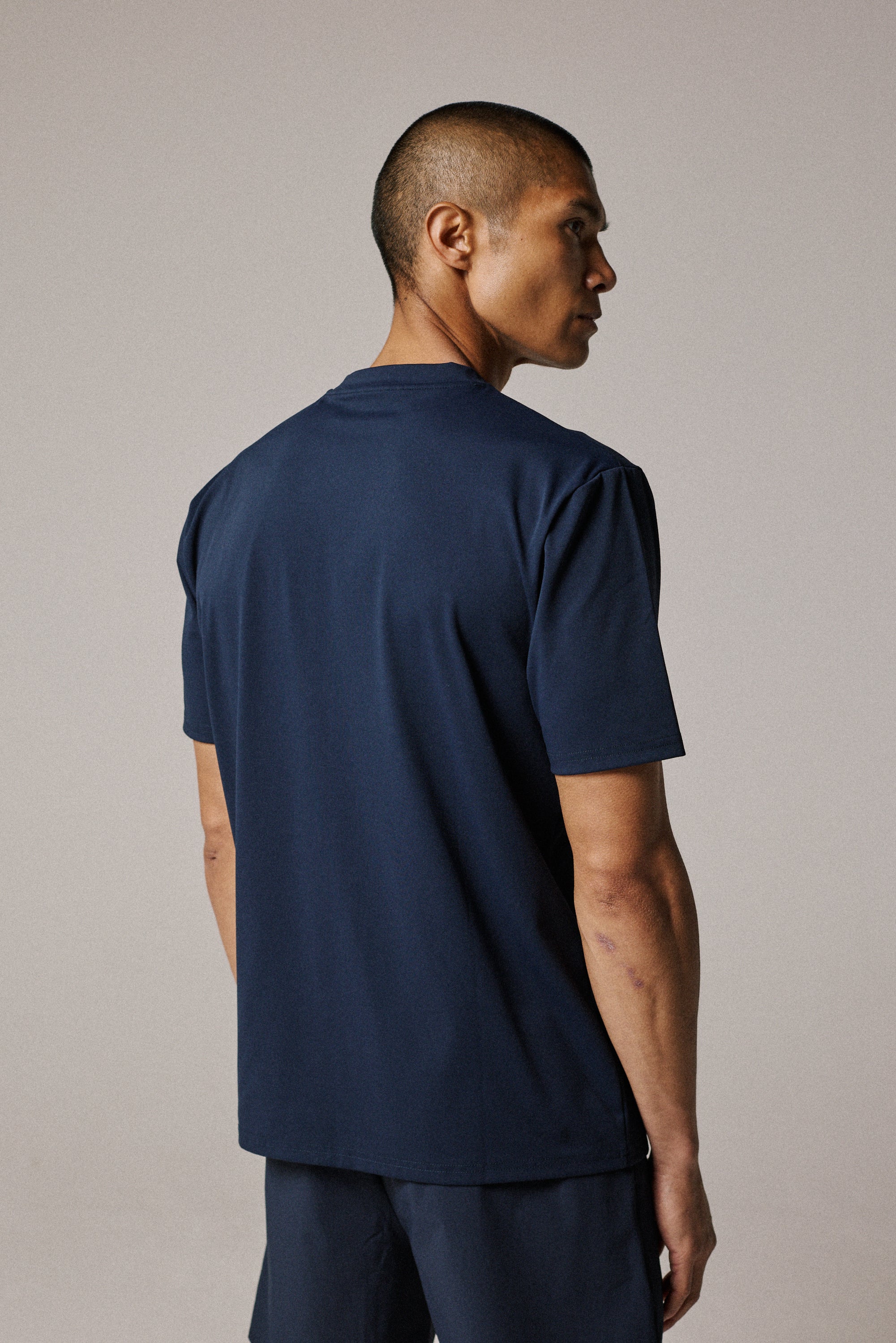 EVERYDAY T-SHIRT