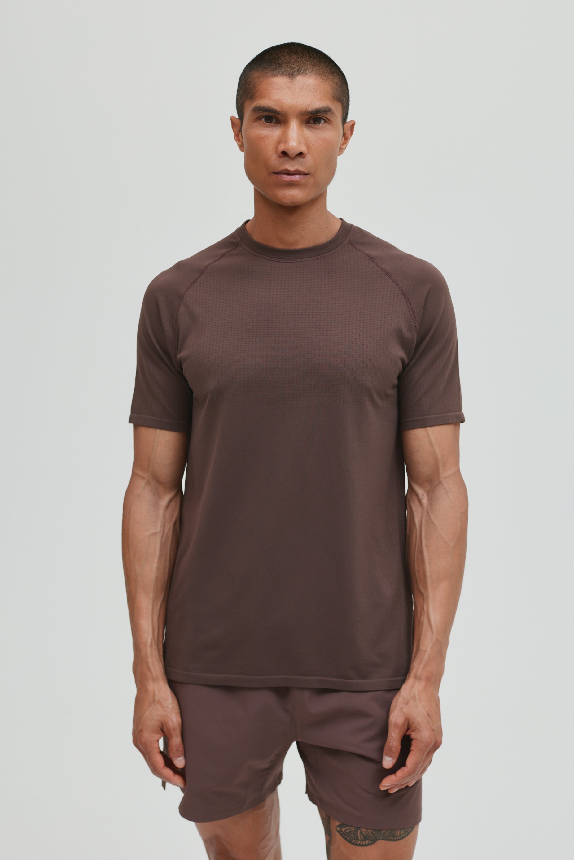 CORE SEAMLESS T-SHIRT