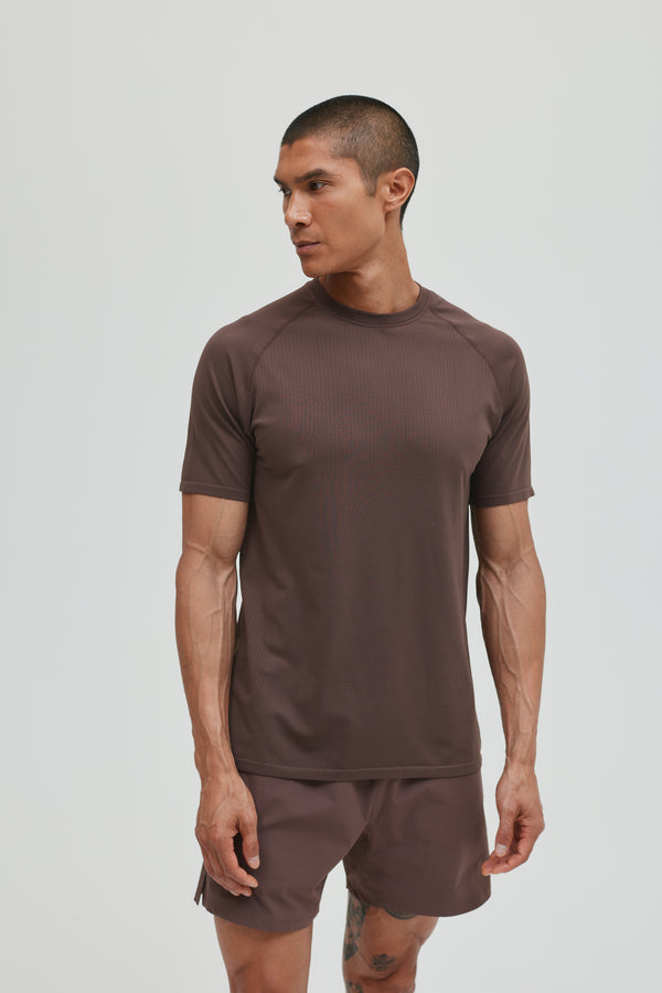 CORE SEAMLESS T-SHIRT