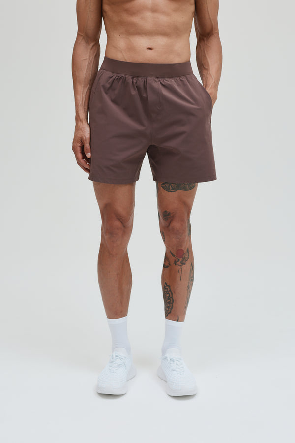 CORE SHORT 5"