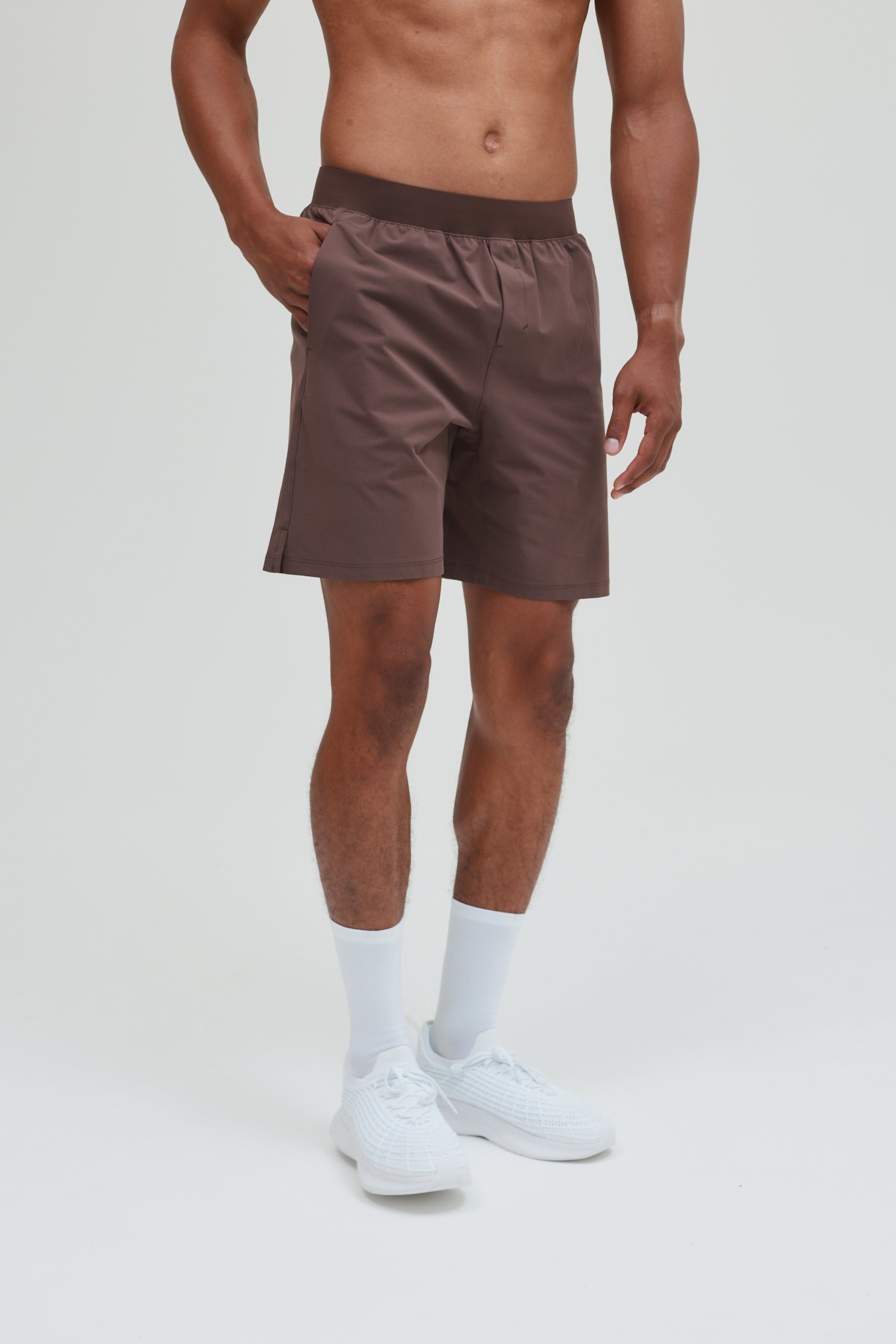 CORE SHORT 7"