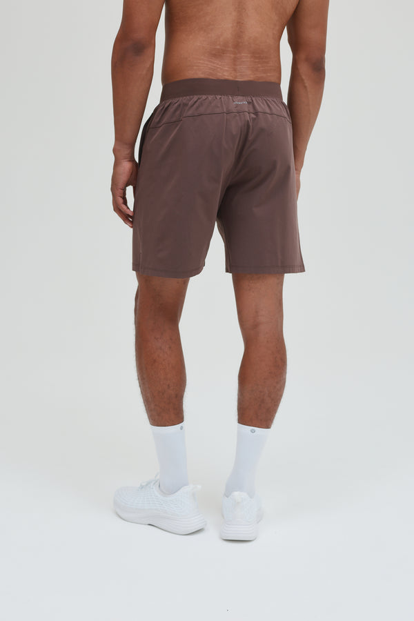 CORE SHORT 7"