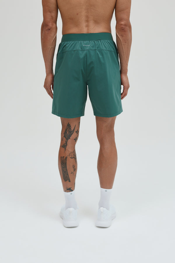 CORE SHORT 7"