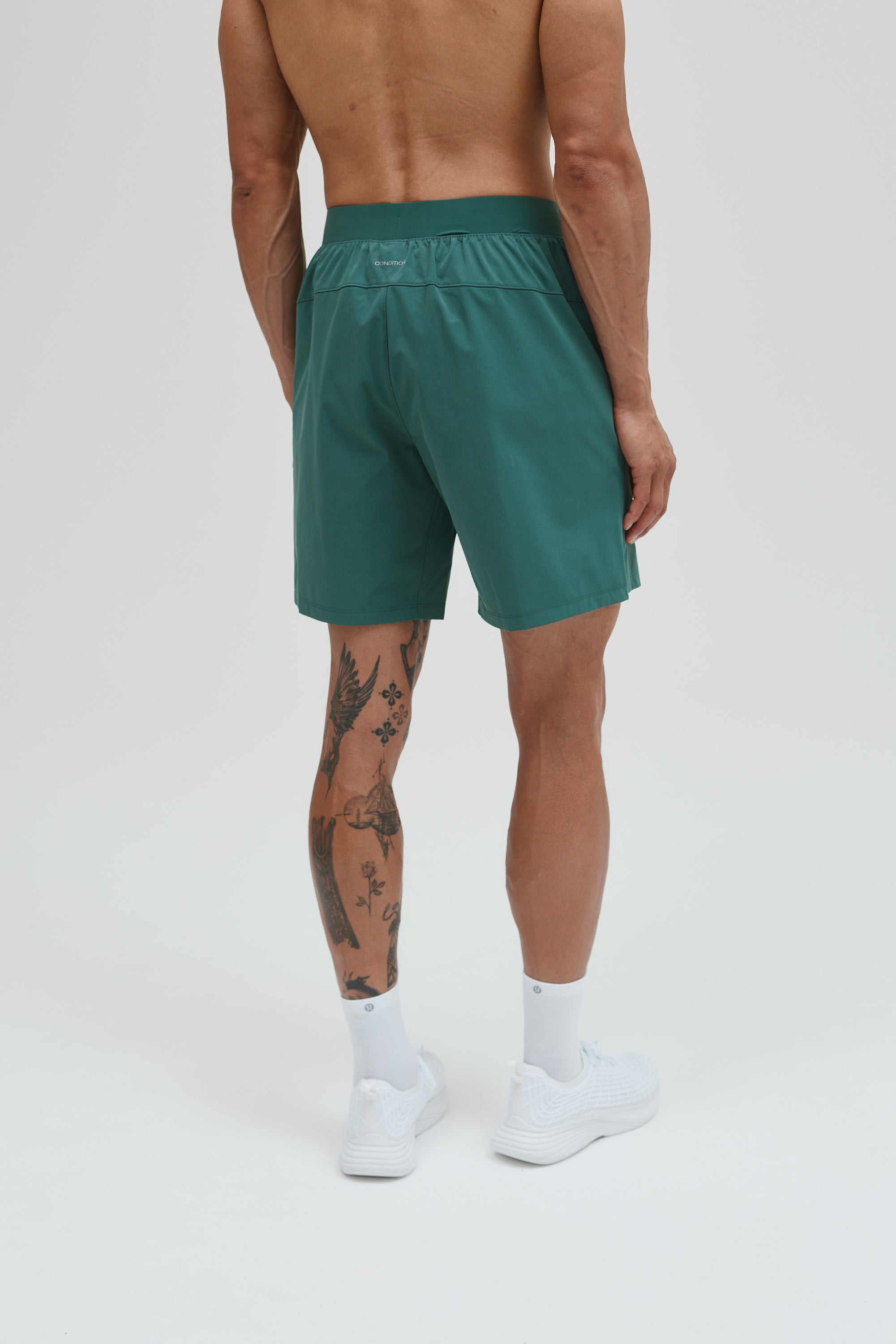 CORE SHORT 7"