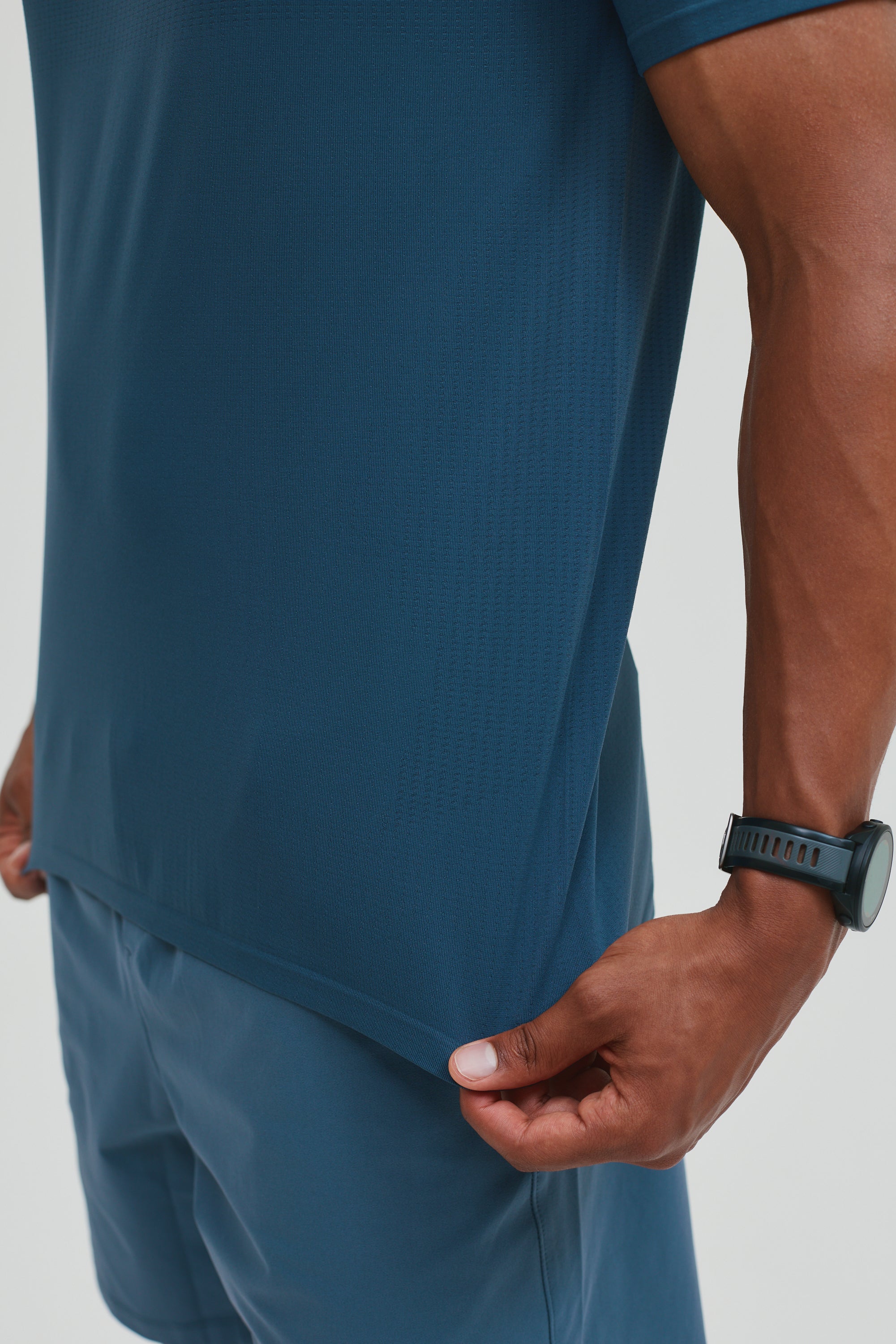 CORE SEAMLESS T-SHIRT