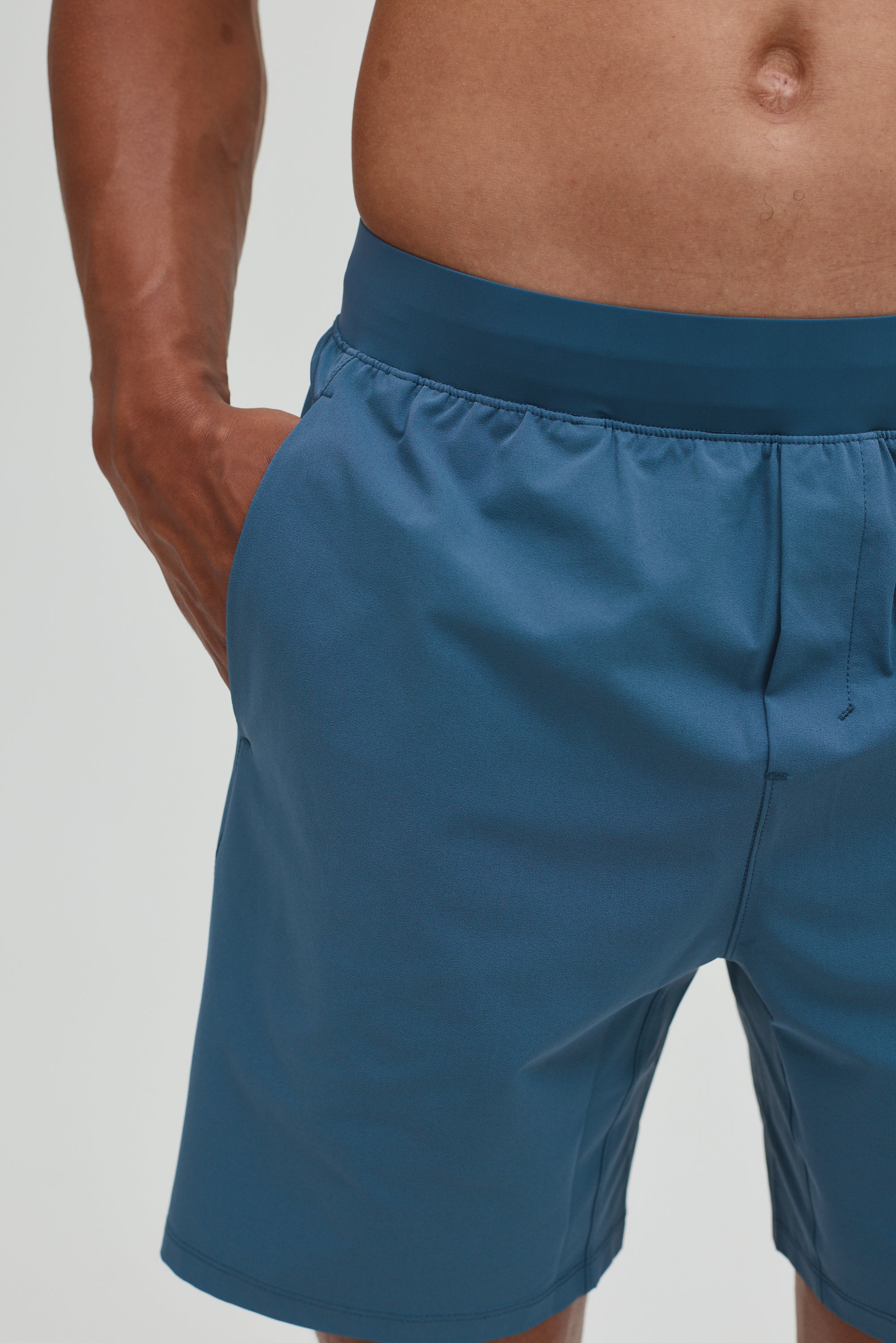CORE SHORT 7"