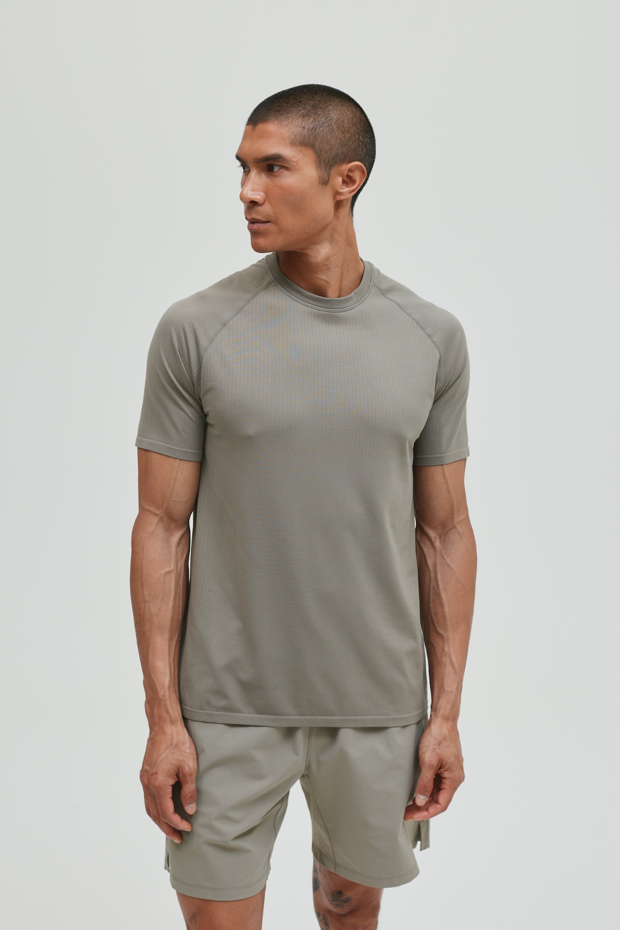 CORE SEAMLESS T-SHIRT