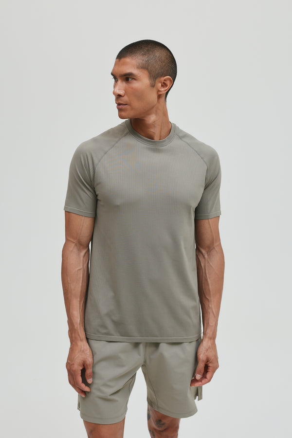 CORE SEAMLESS T-SHIRT
