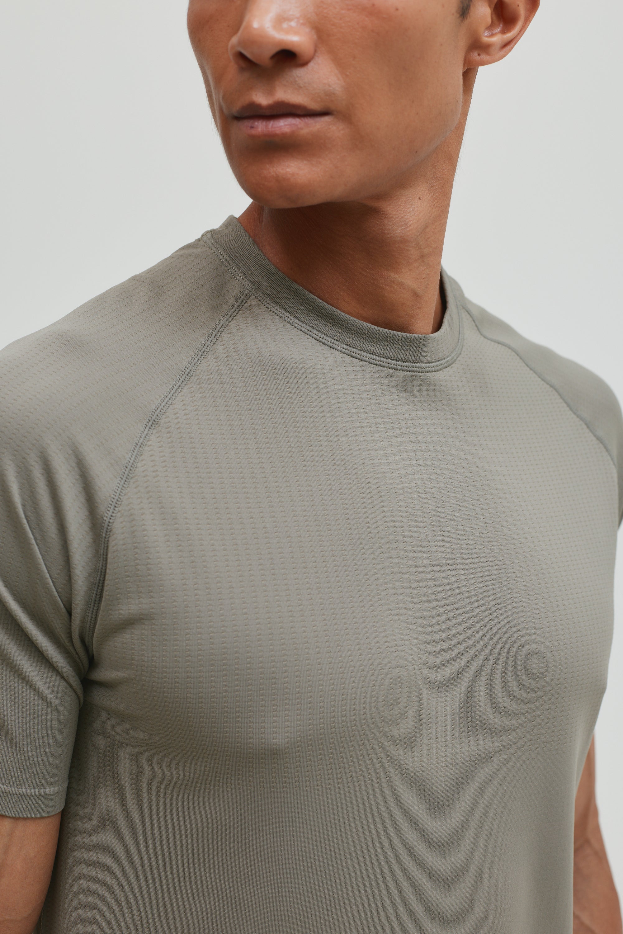 CORE SEAMLESS T-SHIRT