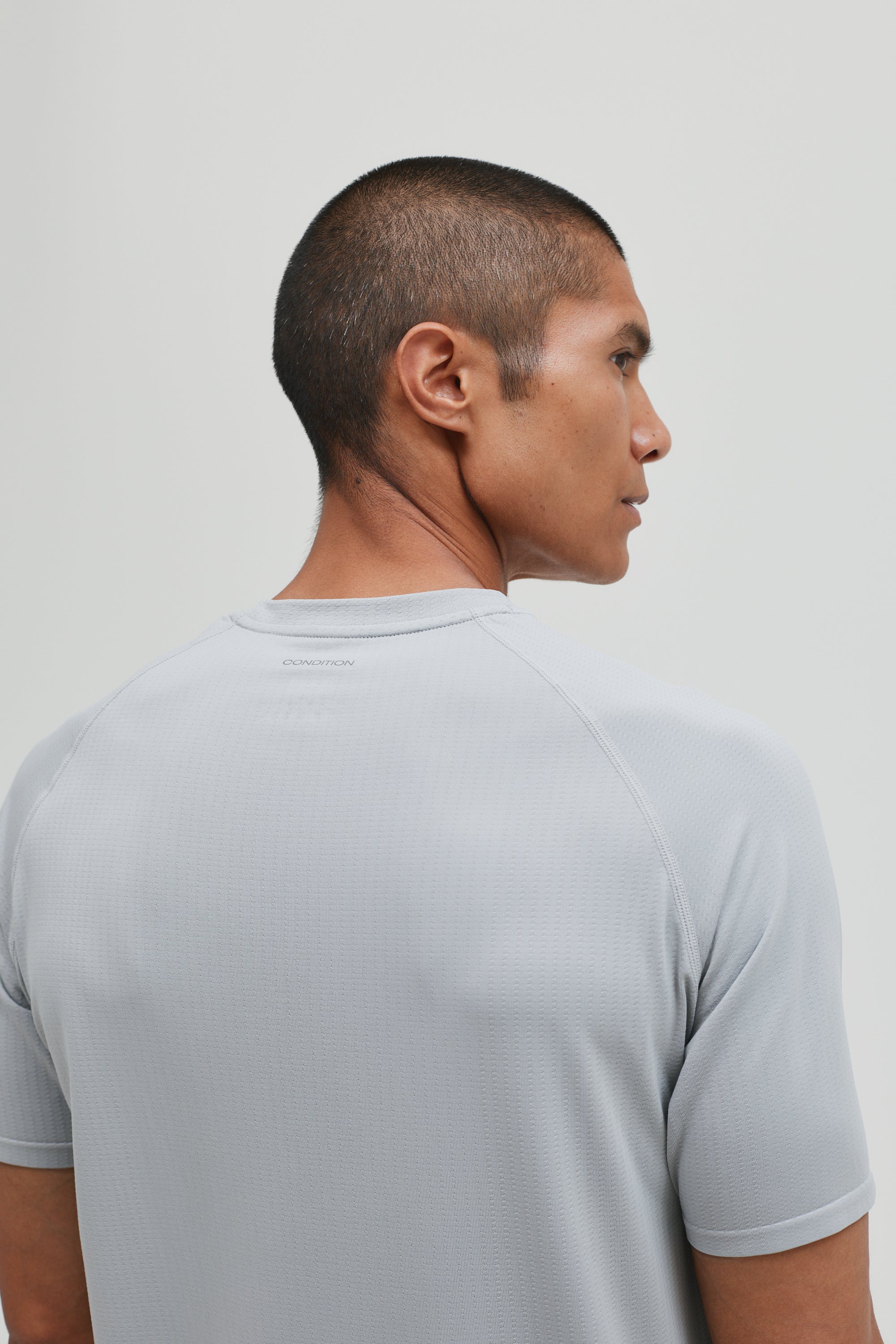 CORE SEAMLESS T-SHIRT