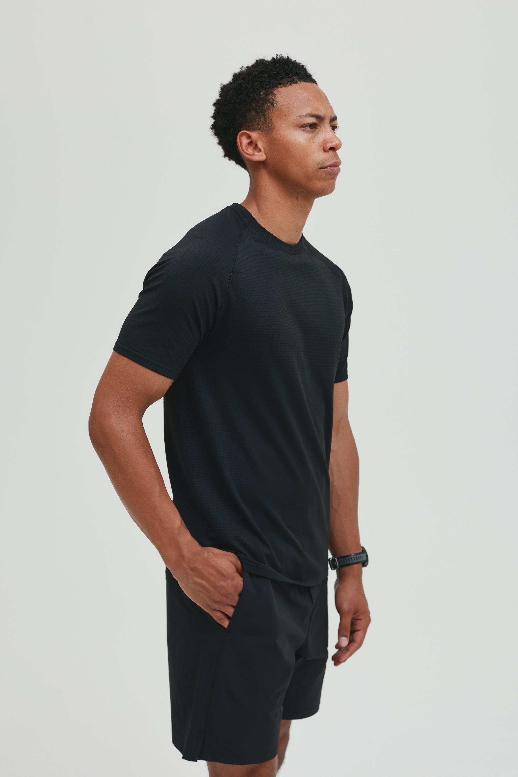CORE SEAMLESS T-SHIRT