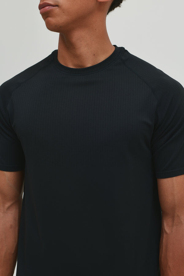 CORE SEAMLESS T-SHIRT