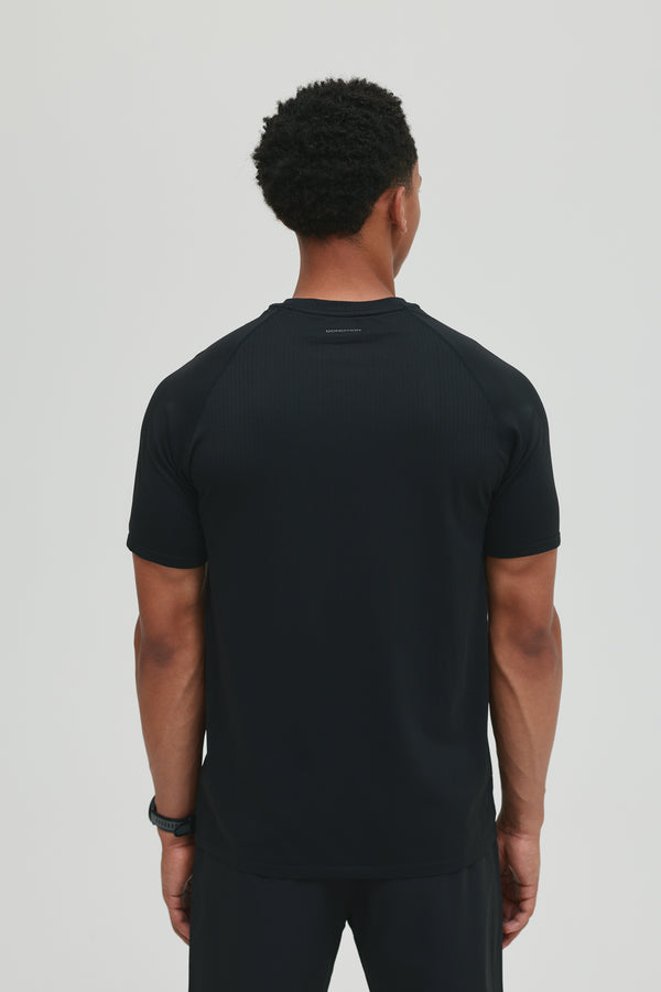CORE SEAMLESS T-SHIRT
