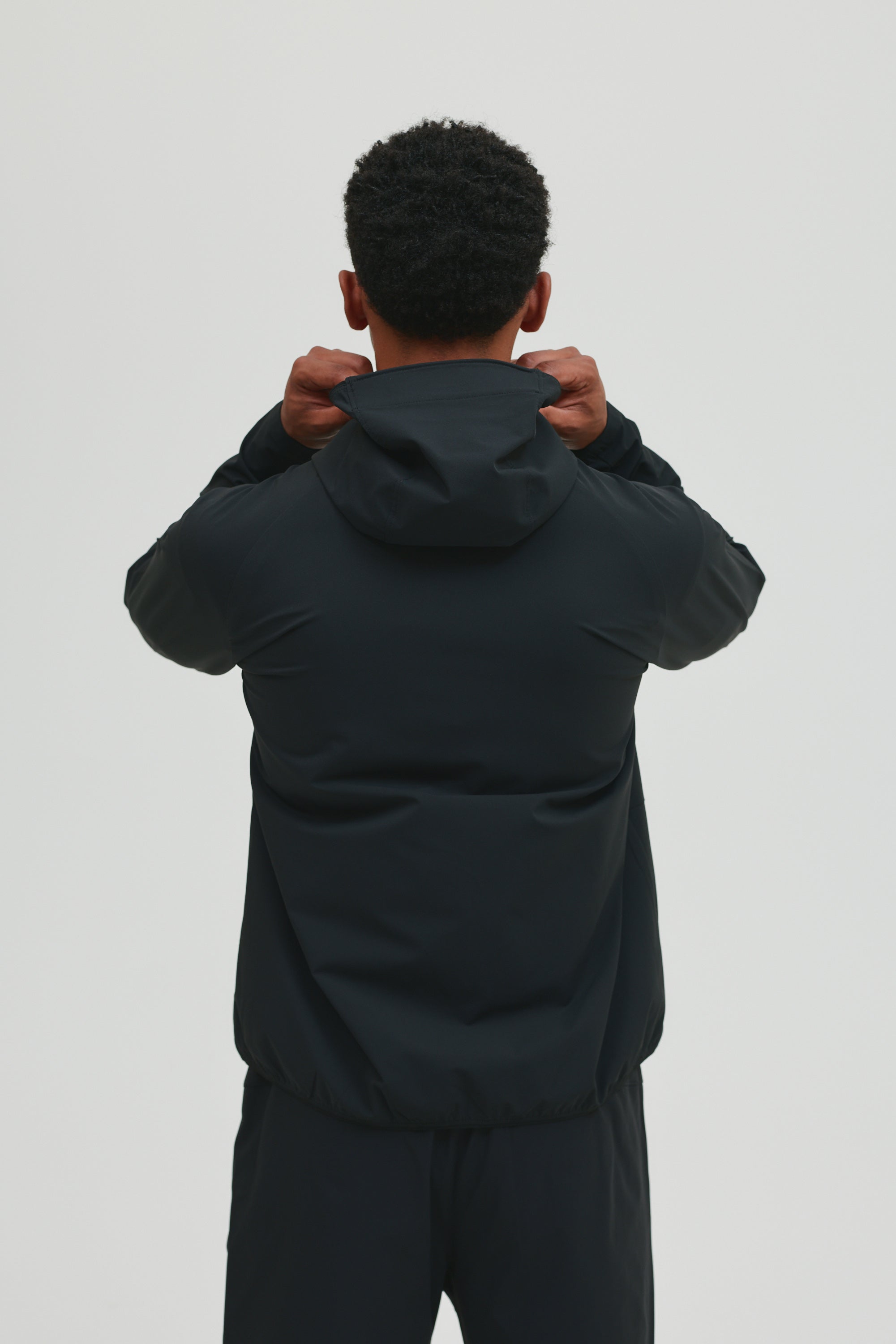 CORE WINDBREAKER
