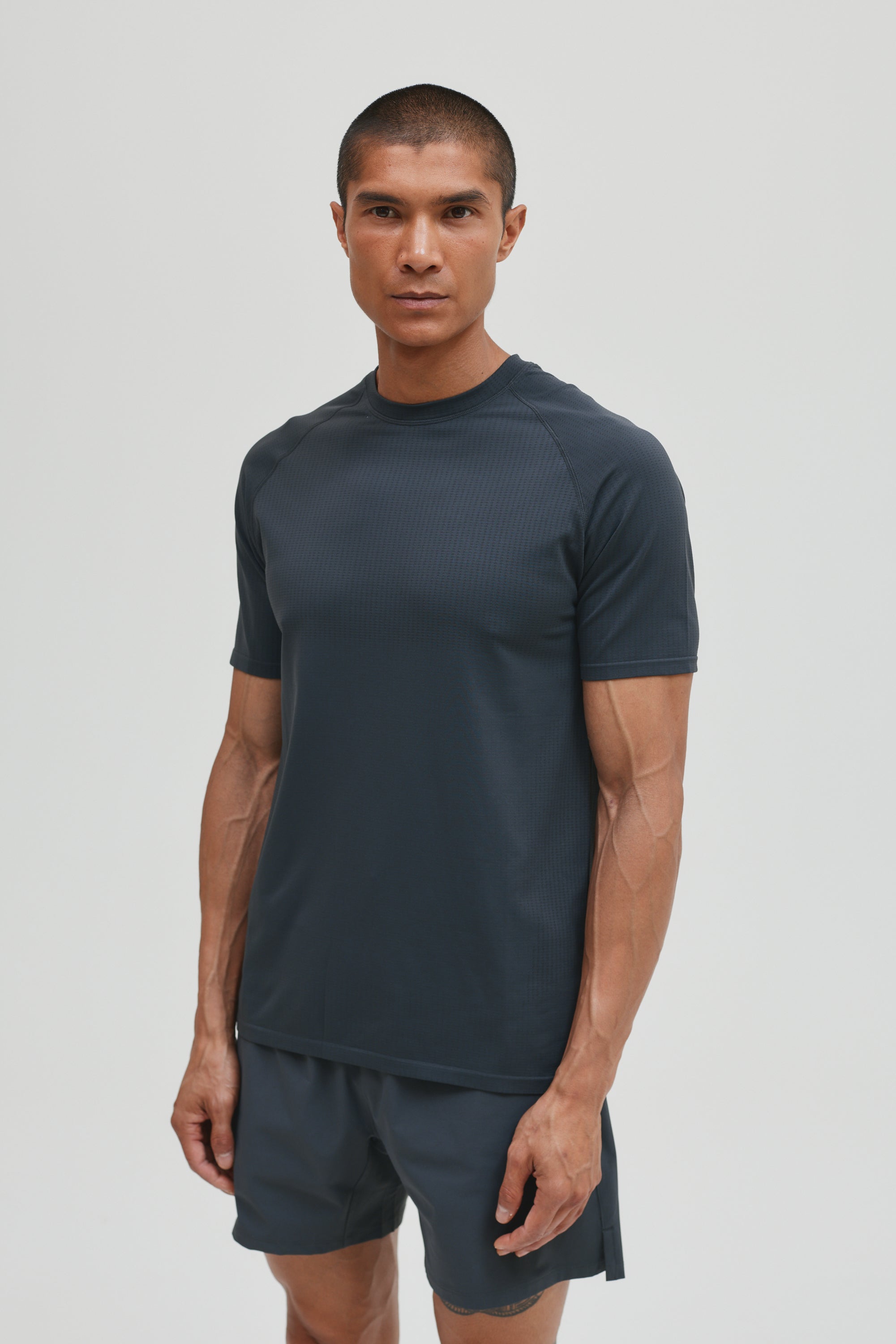 CORE SEAMLESS T-SHIRT