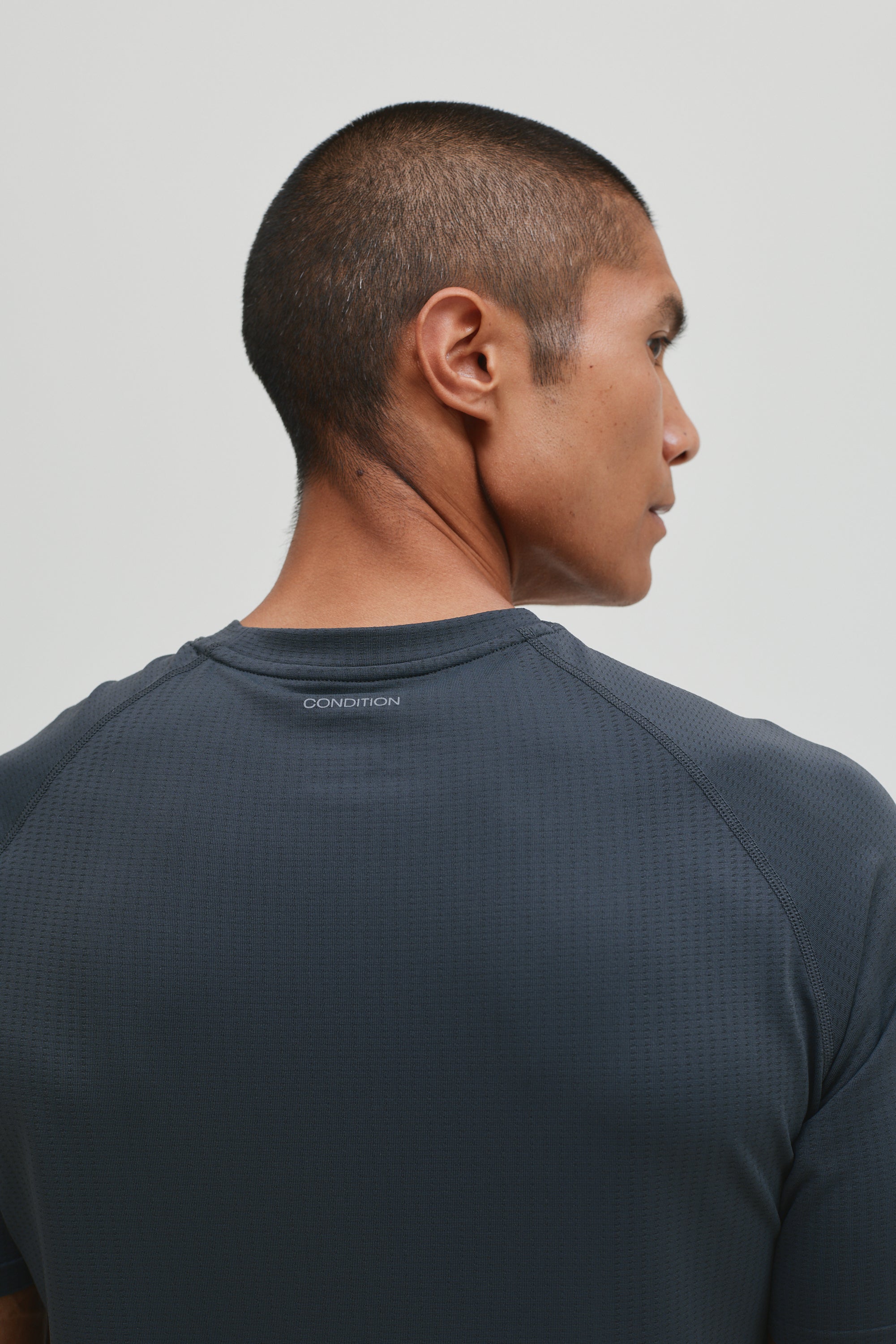 CORE SEAMLESS T-SHIRT