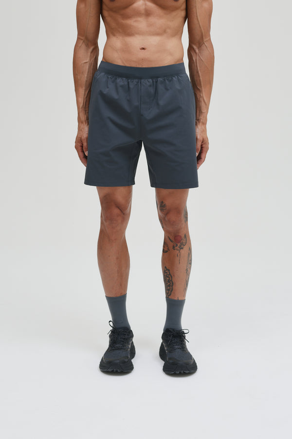 CORE SHORT 7"