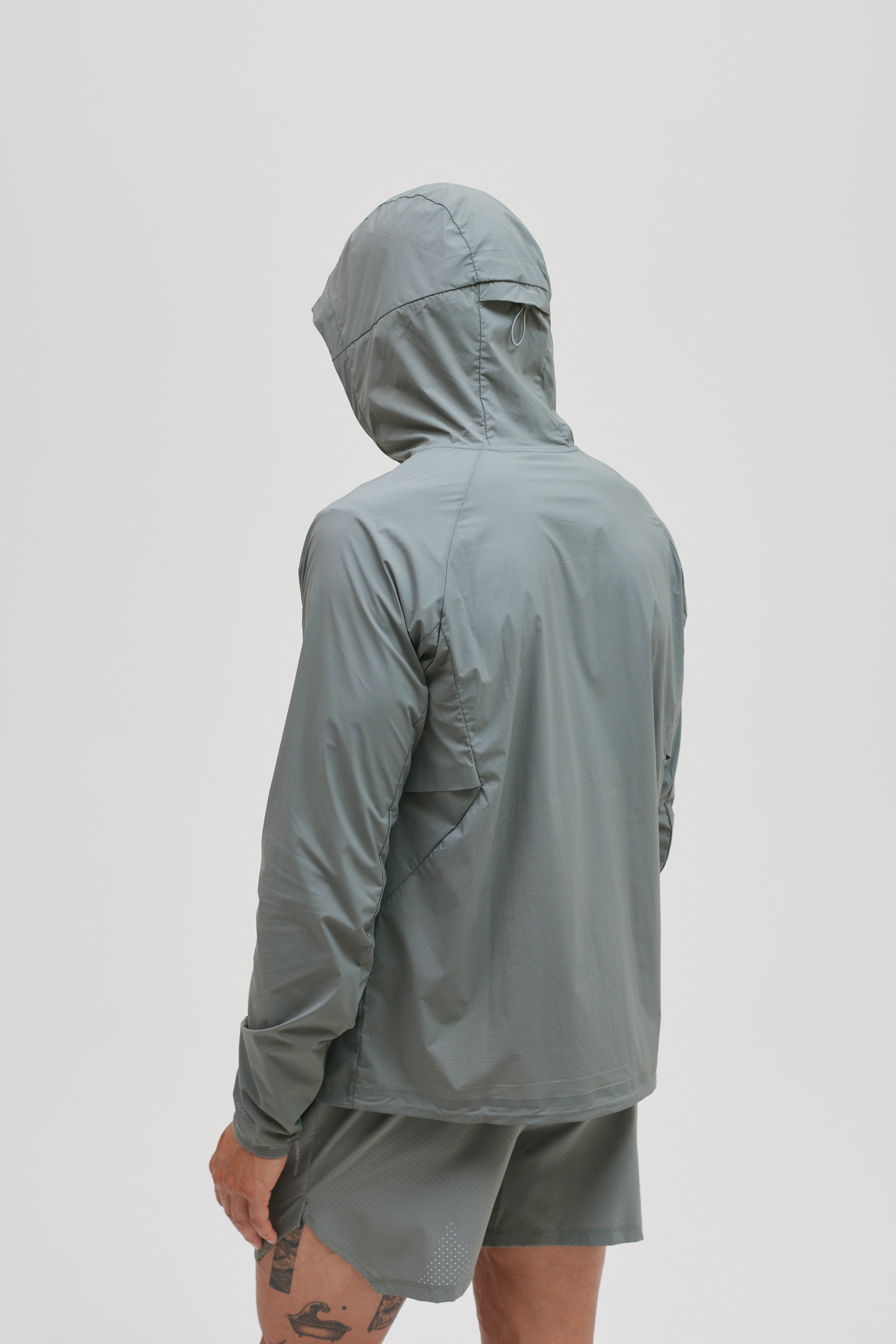 AERO WINDBREAKER