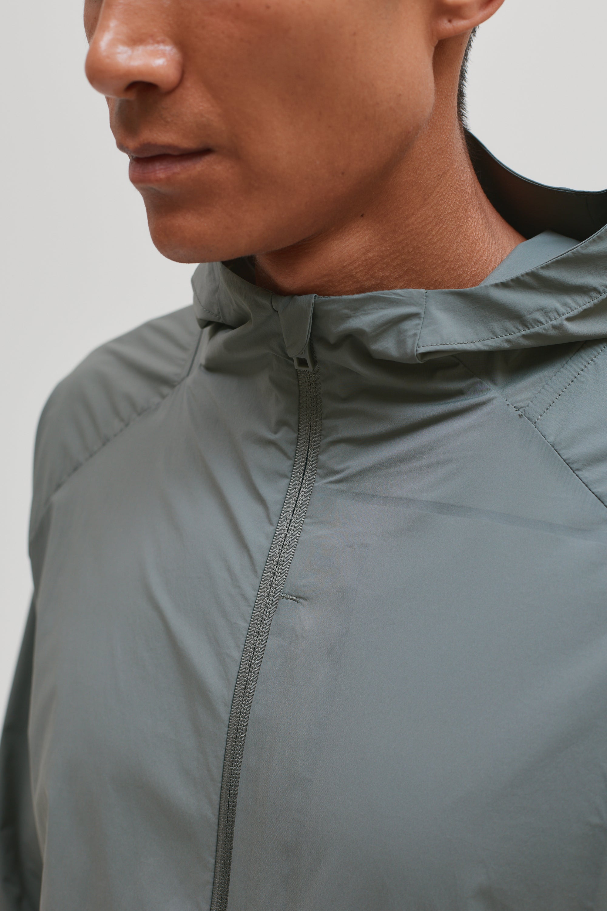 AERO WINDBREAKER